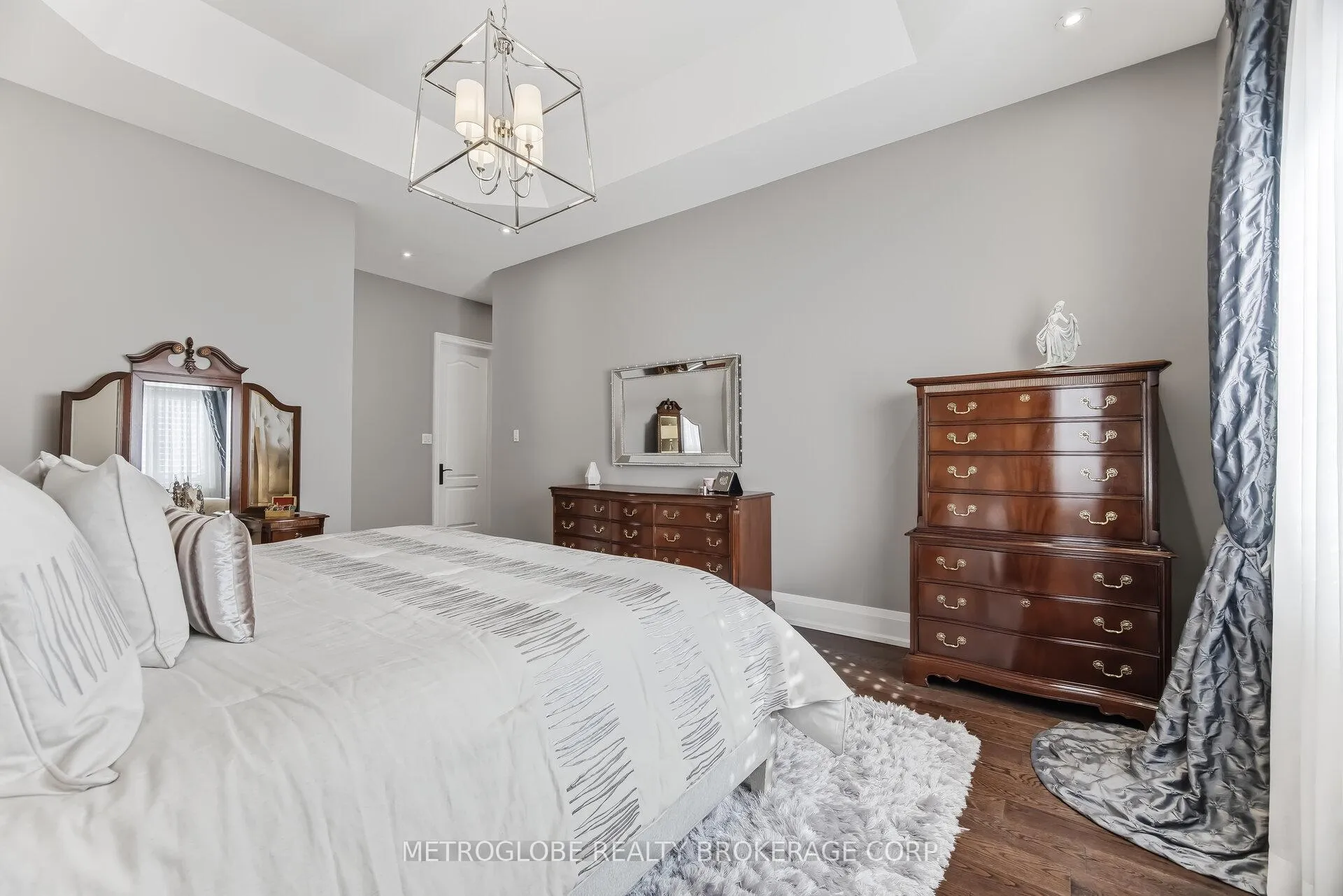 Photo 28 of 29 Fontainebleu Road, Brampton, Vales of Castlemore North — HOMEH