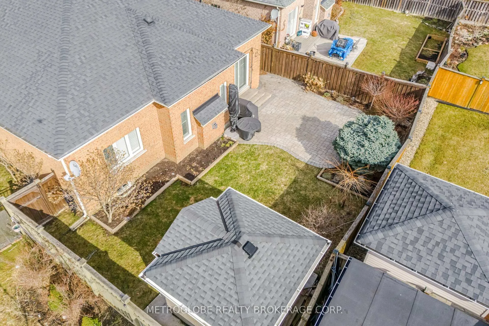Photo 46 of 29 Fontainebleu Road, Brampton, Vales of Castlemore North — HOMEH