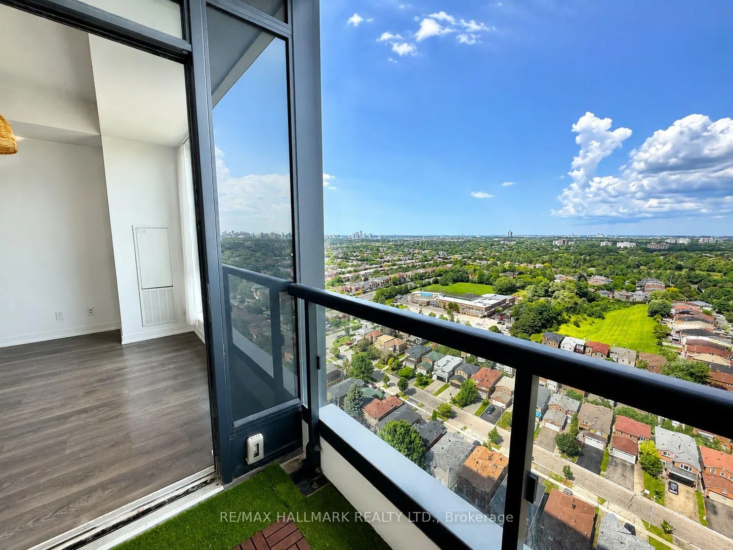 Photo 8 of Unit 2208, 7950 Bathurst Street, Vaughan, Beverley Glen — HOMEH