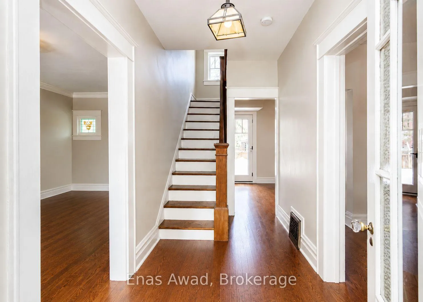 Photo 3 of 405 3rd Avenue, Ottawa, Glebe — HOMEH
