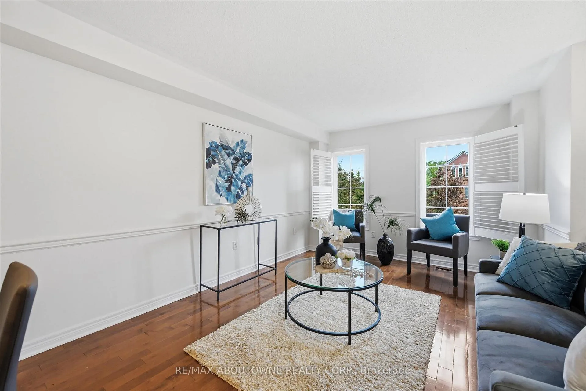 Photo 6 of 2420 Ravinebrook Crescent, Oakville, Wedgewood Creek — HOMEH