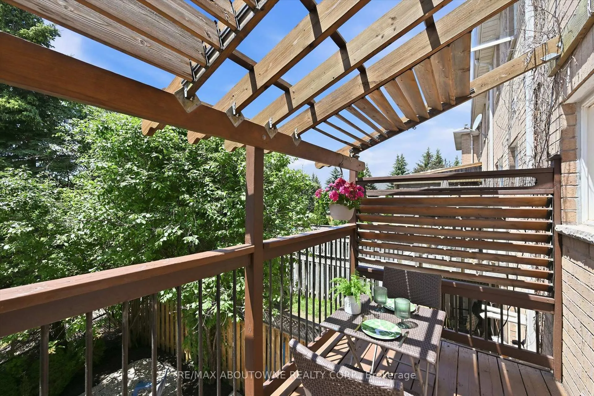Photo 16 of 2420 Ravinebrook Crescent, Oakville, Wedgewood Creek — HOMEH