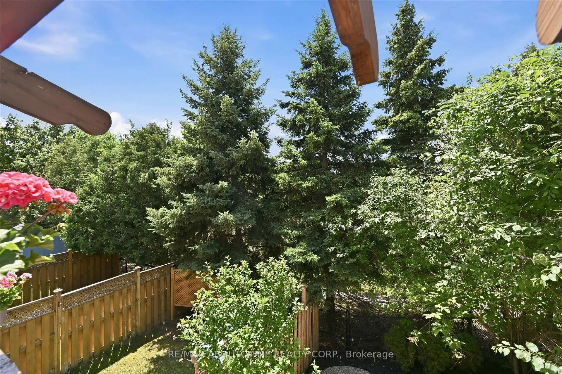Photo 19 of 2420 Ravinebrook Crescent, Oakville, Wedgewood Creek — HOMEH