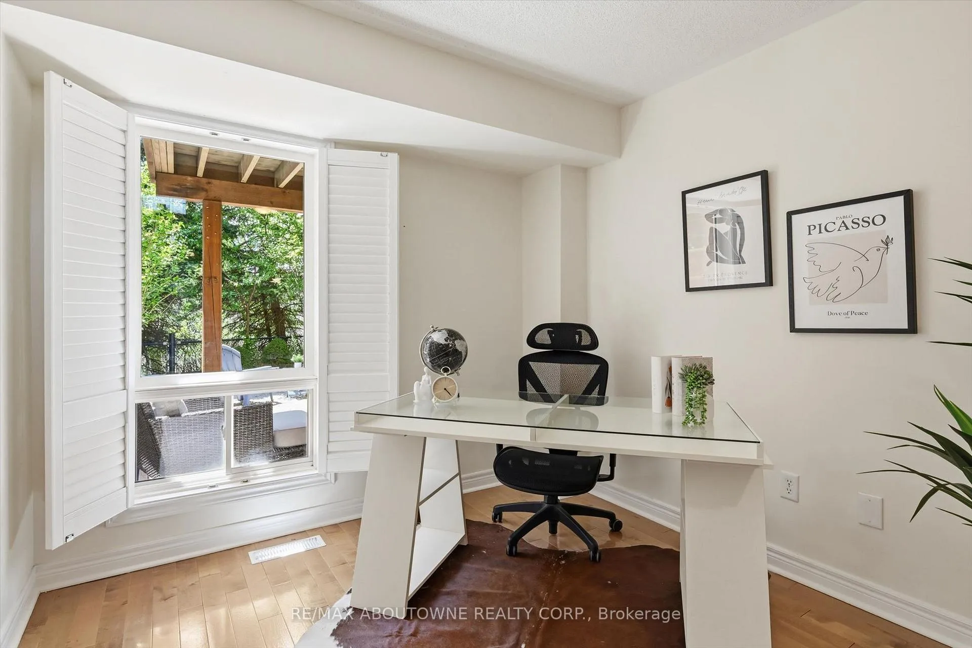 Photo 27 of 2420 Ravinebrook Crescent, Oakville, Wedgewood Creek — HOMEH