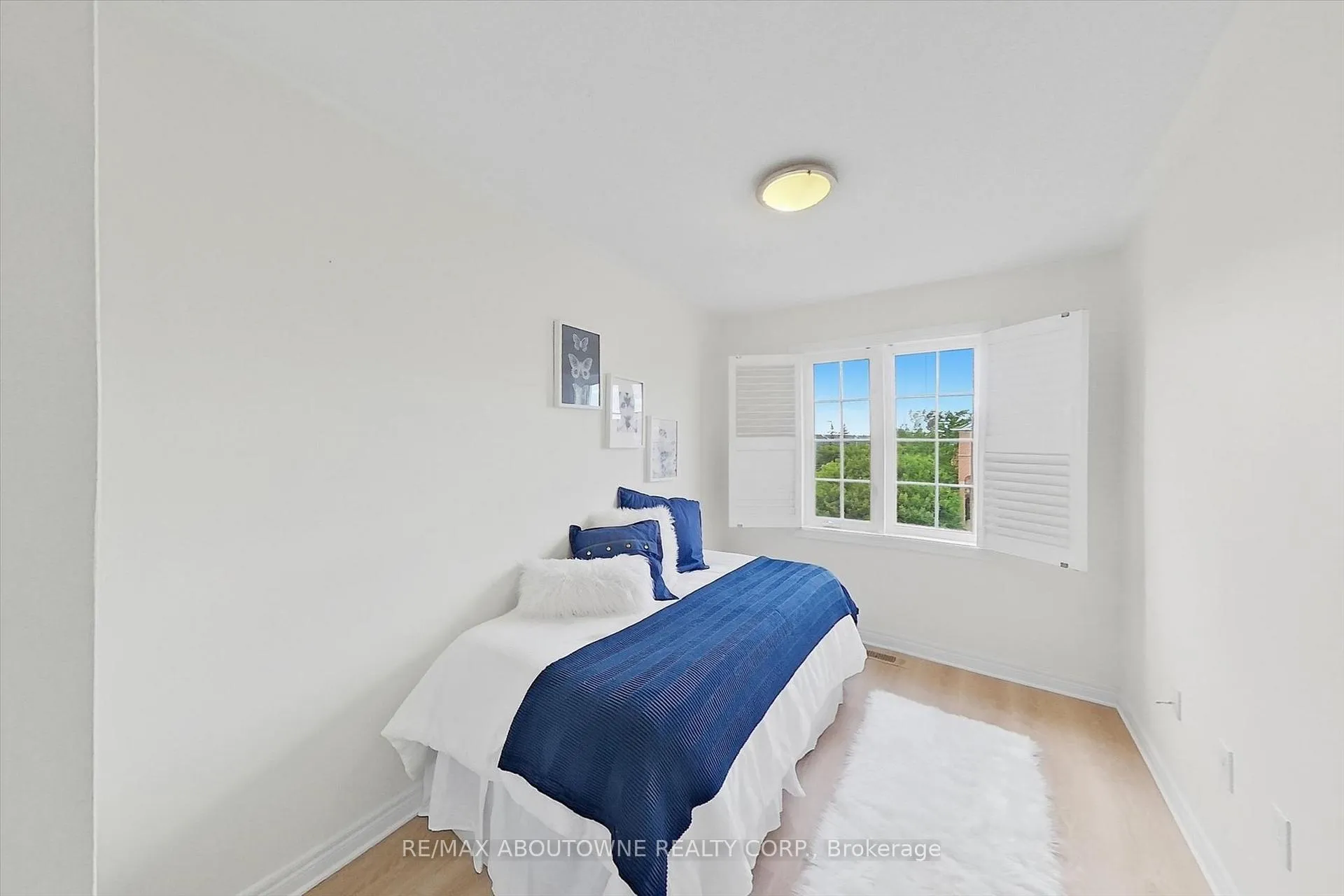 Photo 30 of 2420 Ravinebrook Crescent, Oakville, Wedgewood Creek — HOMEH