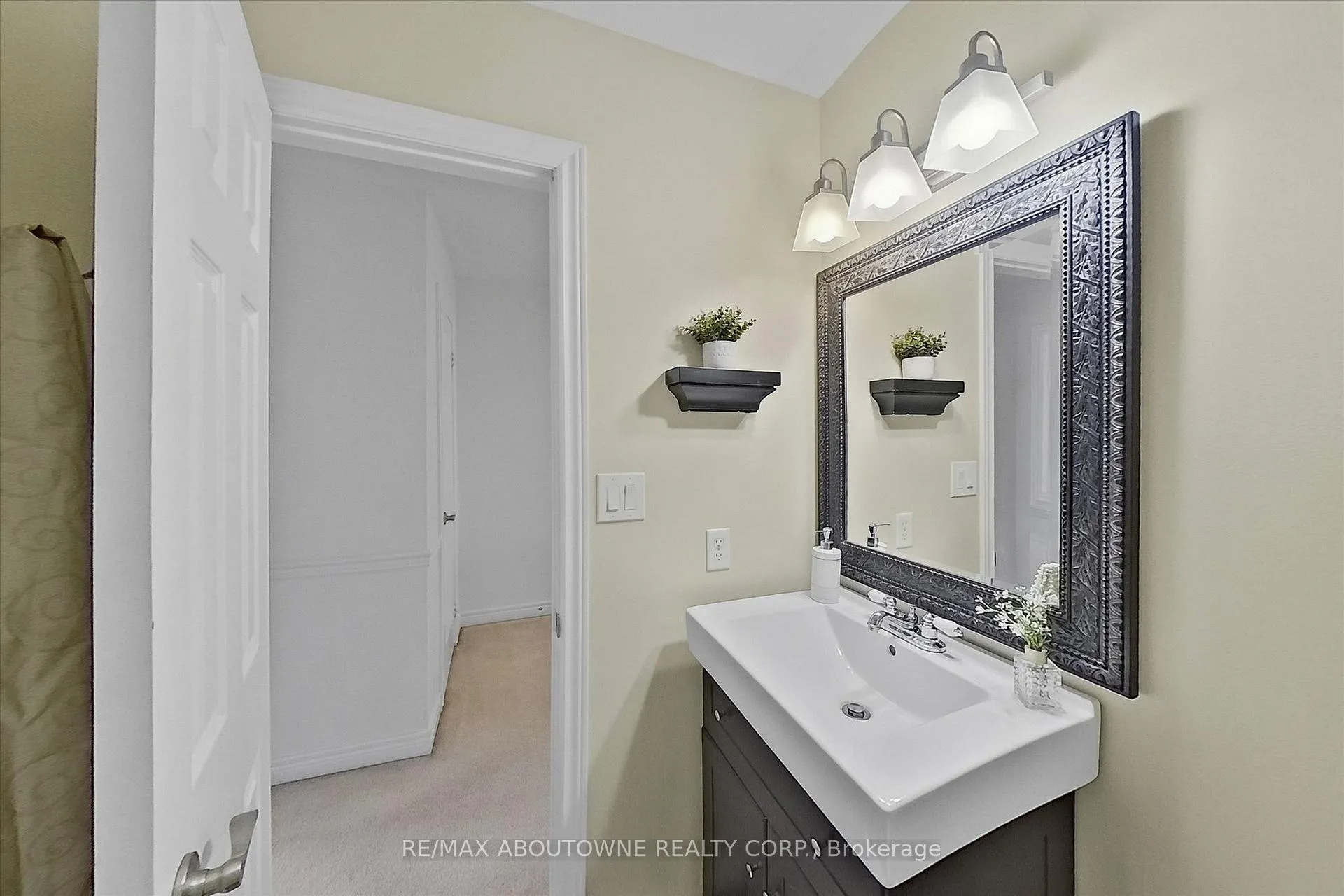 Photo 31 of 2420 Ravinebrook Crescent, Oakville, Wedgewood Creek — HOMEH