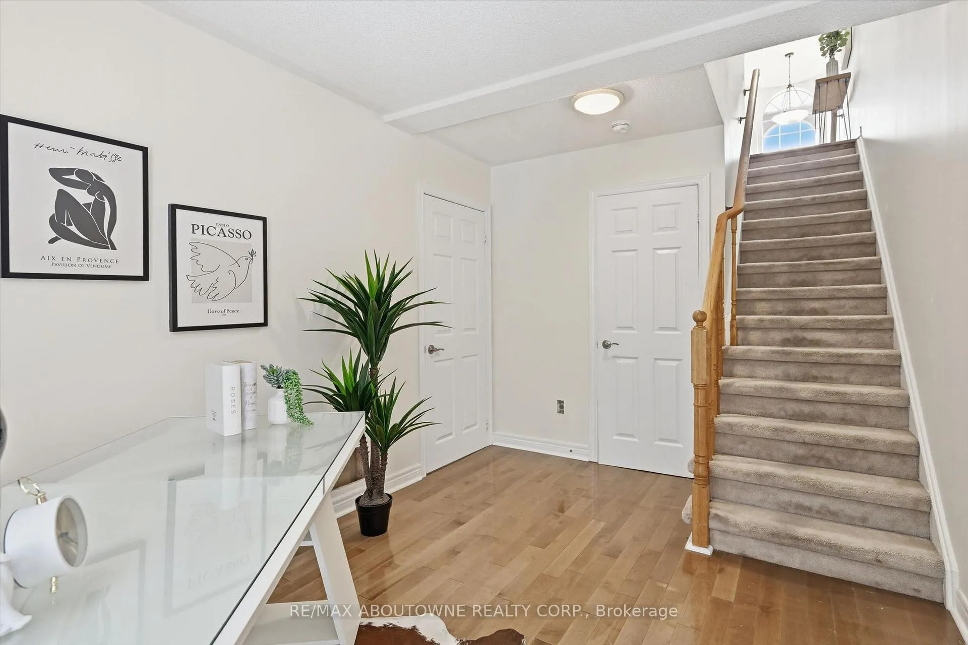 Photo 32 of 2420 Ravinebrook Crescent, Oakville, Wedgewood Creek — HOMEH