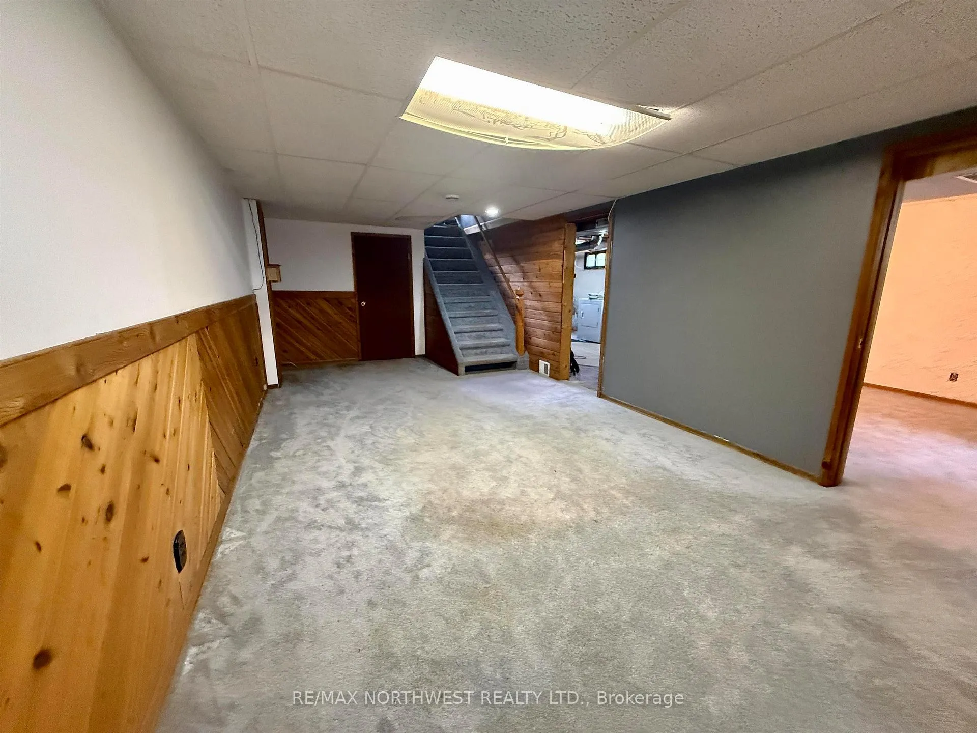 Photo 5 of 1234 Heenan Place, Kenora, Pinecrest — HOMEH