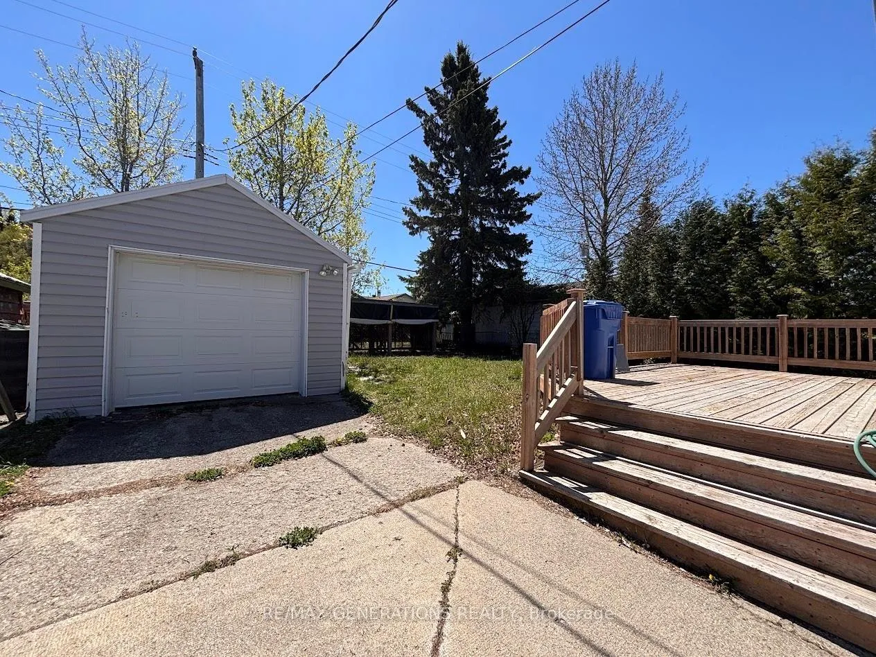 Photo 35 of 46 Neebig Avenue, Manitouwadge — HOMEH