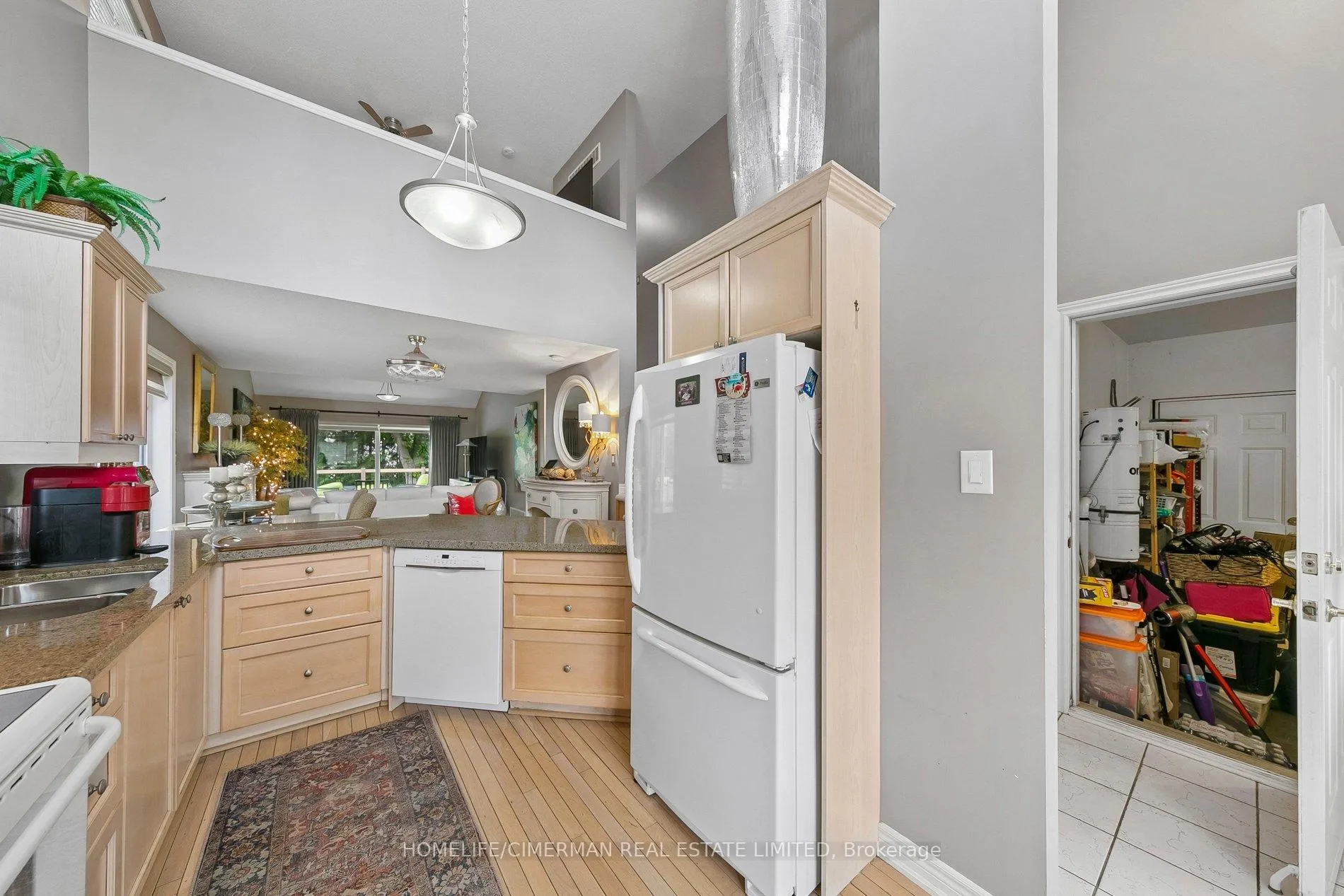 Photo 15 of Unit 1, 1173 Bellview Crescent, Burlington, Brant — HOMEH