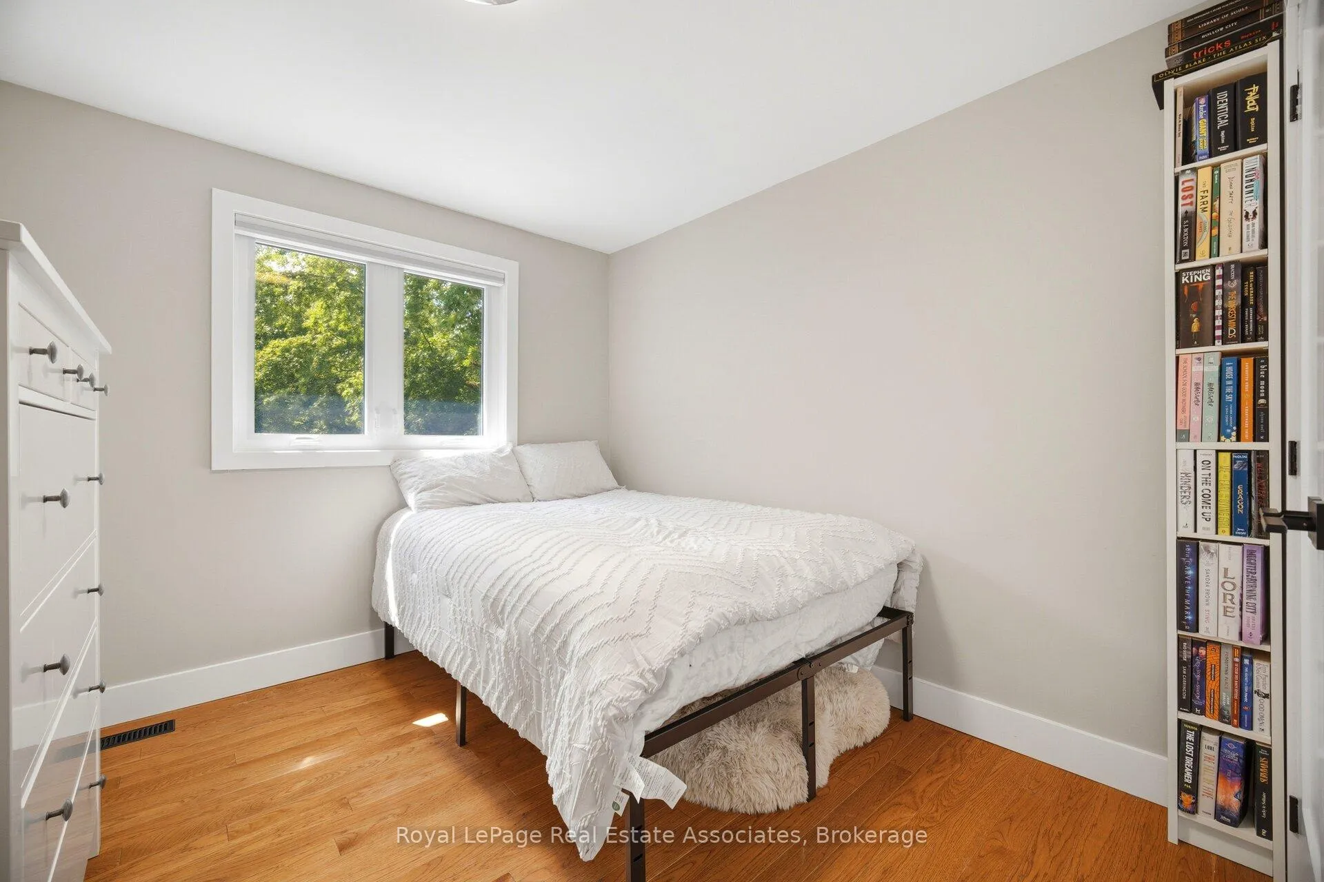 Photo 22 of 45 Cleaveholm Drive, Halton Hills, Georgetown — HOMEH