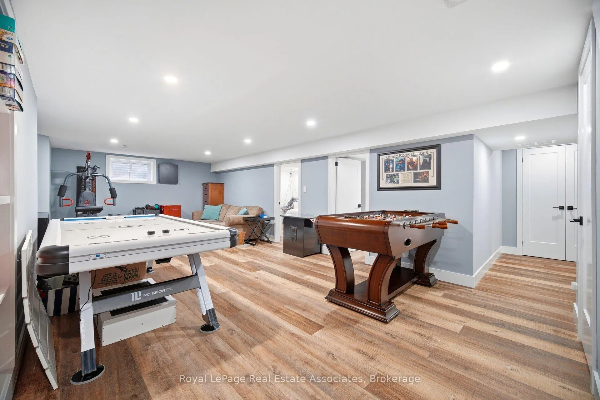 Photo 30 of 45 Cleaveholm Drive, Halton Hills, Georgetown — HOMEH