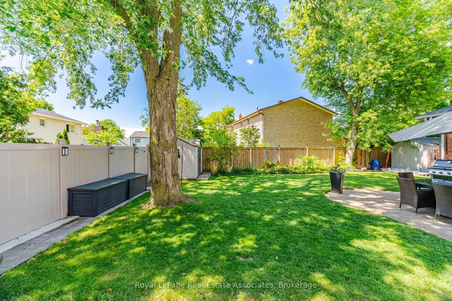 Photo 41 of 45 Cleaveholm Drive, Halton Hills, Georgetown — HOMEH