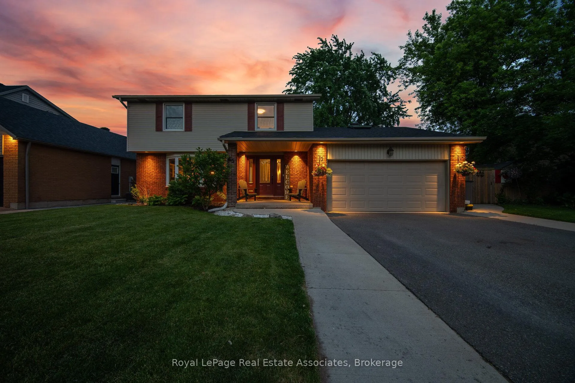 Photo 1 of 45 Cleaveholm Drive, Halton Hills, Georgetown — HOMEH