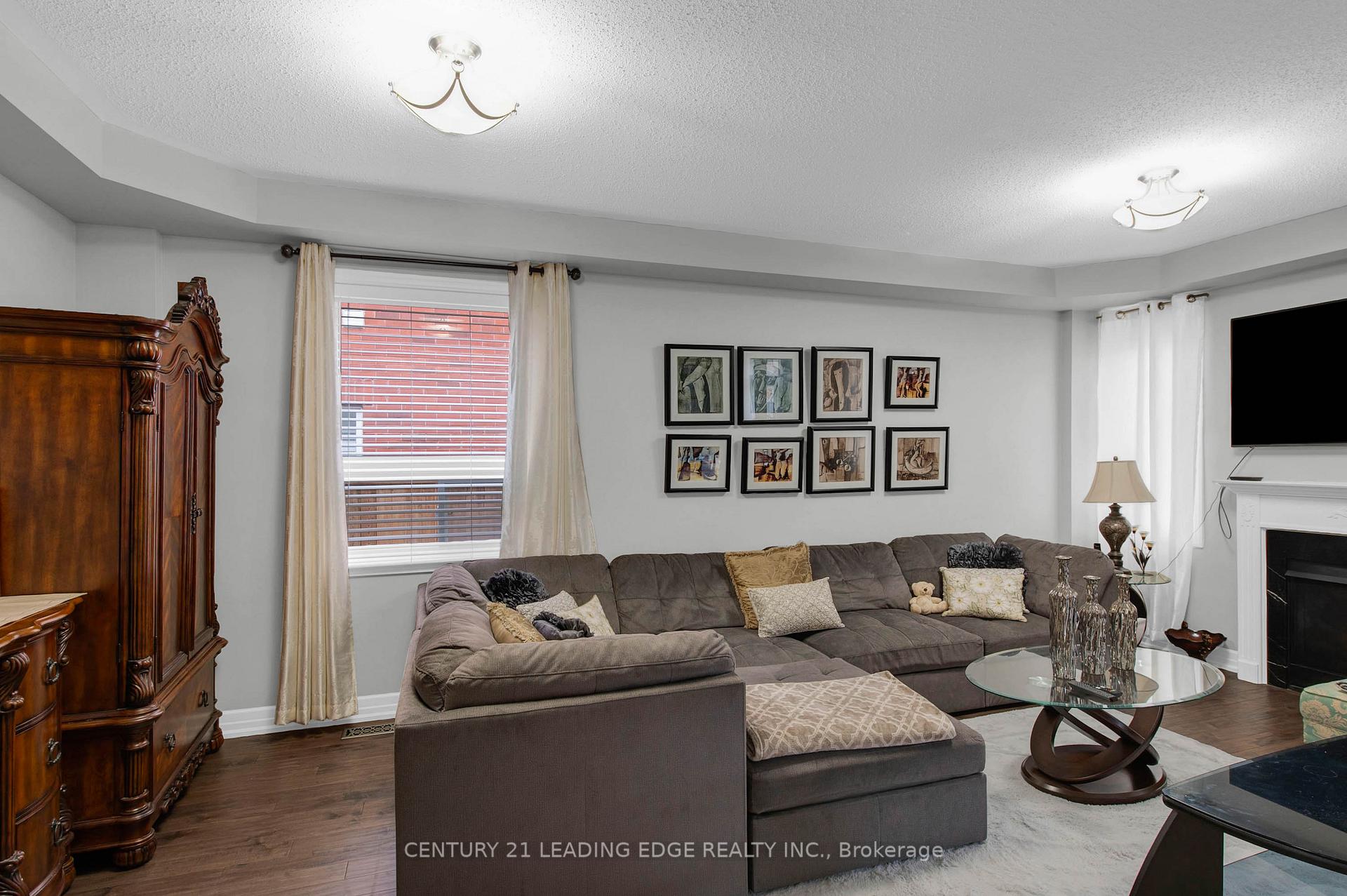 Photo 6 of 83 Thornlodge Drive, Georgina, Keswick South — HOMEH