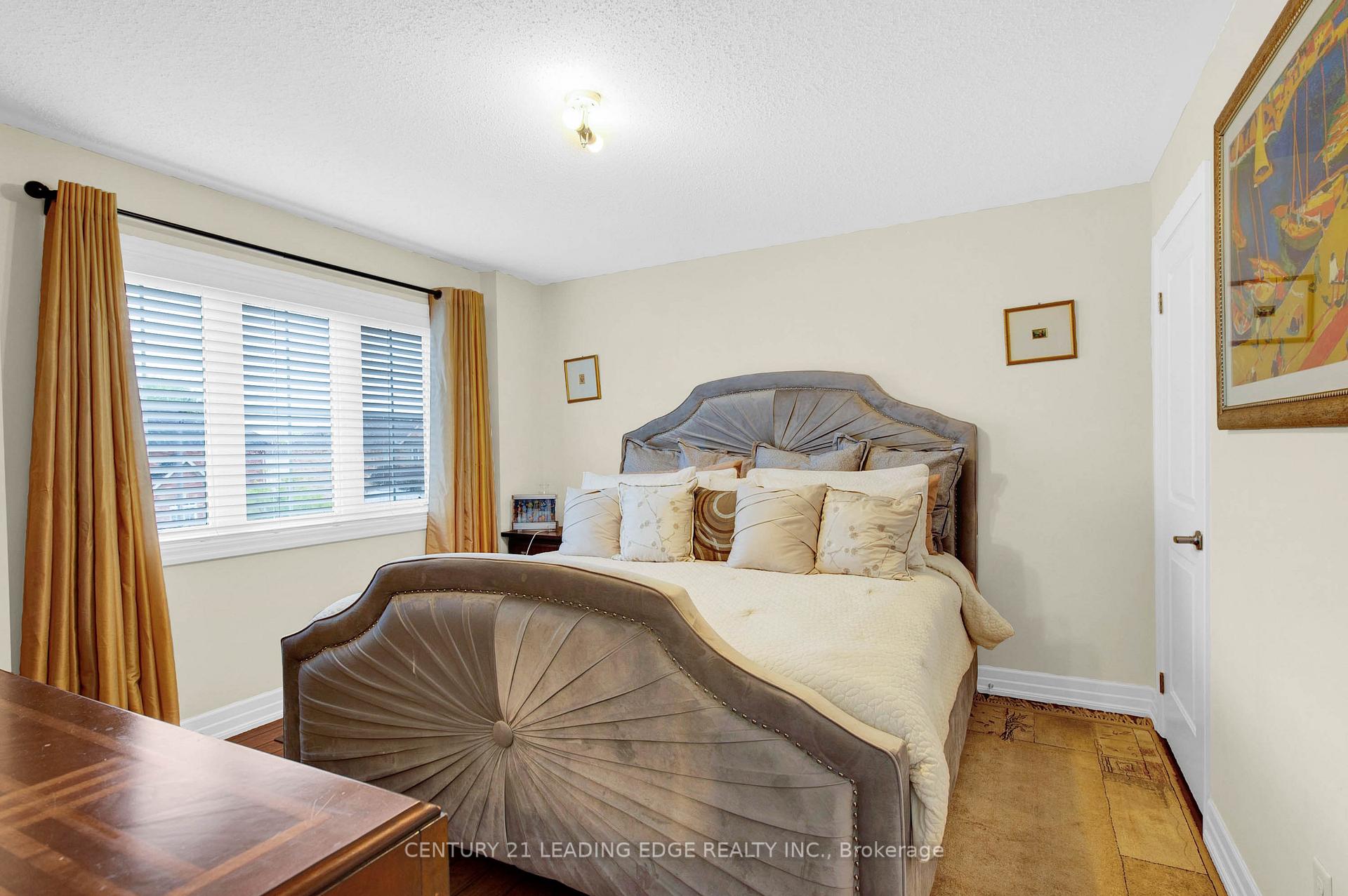 Photo 24 of 83 Thornlodge Drive, Georgina, Keswick South — HOMEH