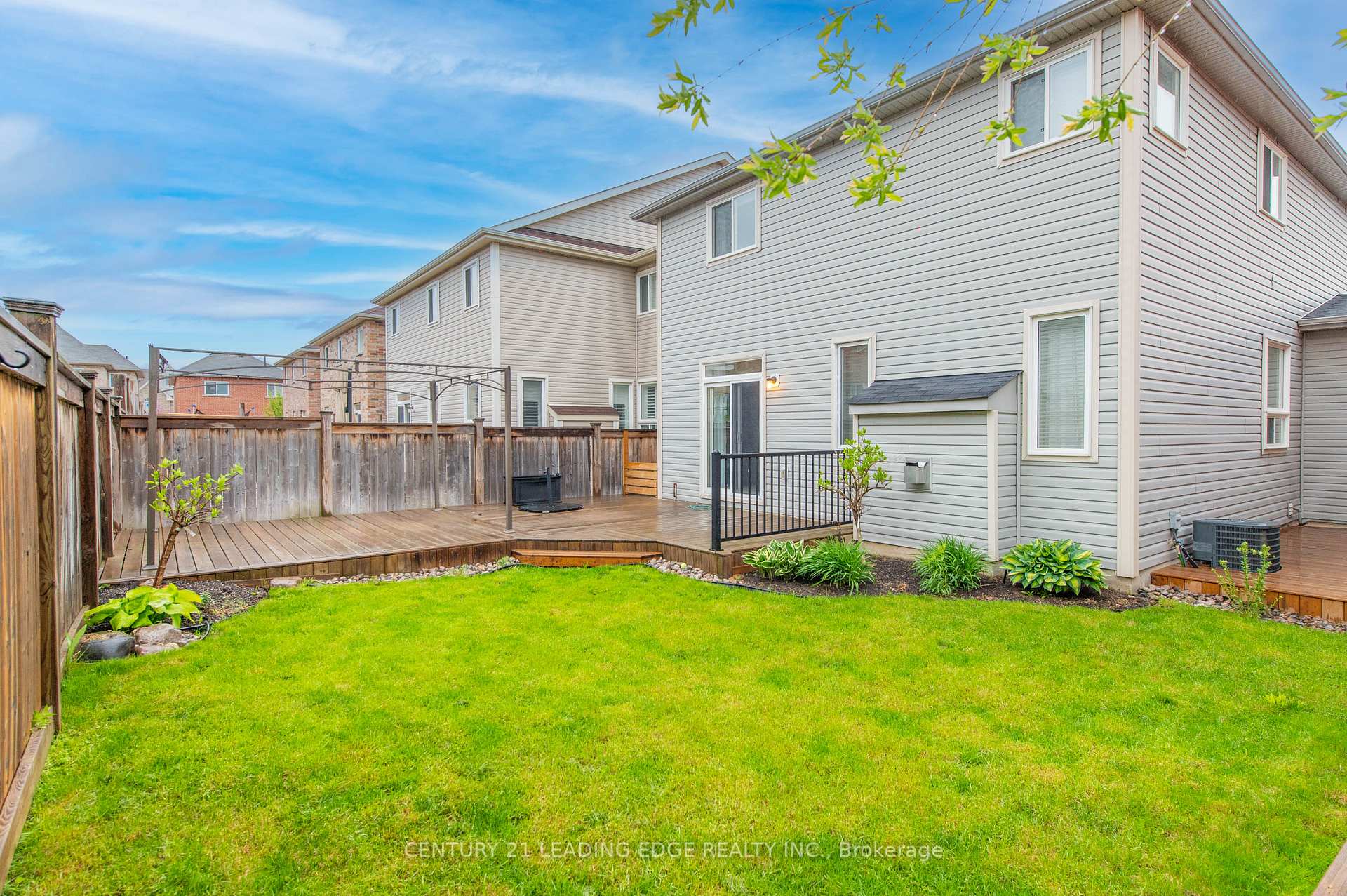 Photo 30 of 83 Thornlodge Drive, Georgina, Keswick South — HOMEH