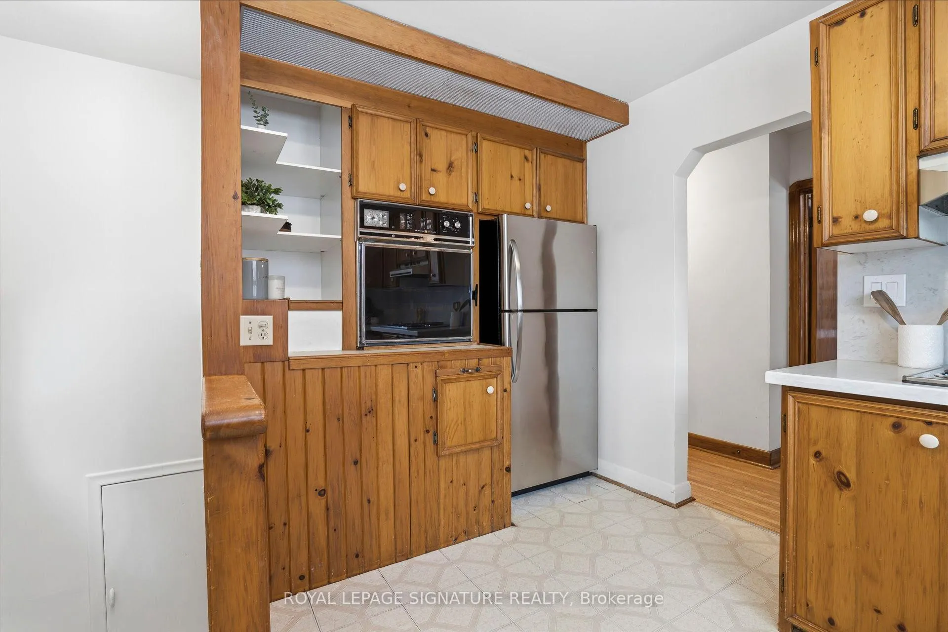 Photo 18 of 11 Innisdale Drive, Scarborough, Wexford-Maryvale — HOMEH