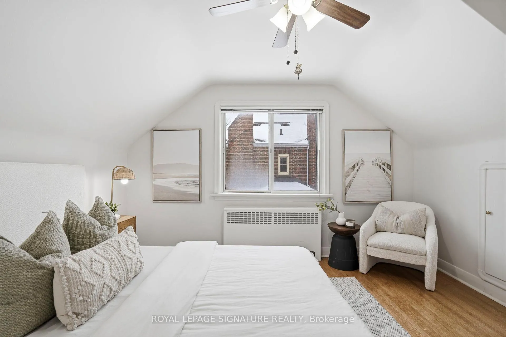 Photo 28 of 11 Innisdale Drive, Scarborough, Wexford-Maryvale — HOMEH