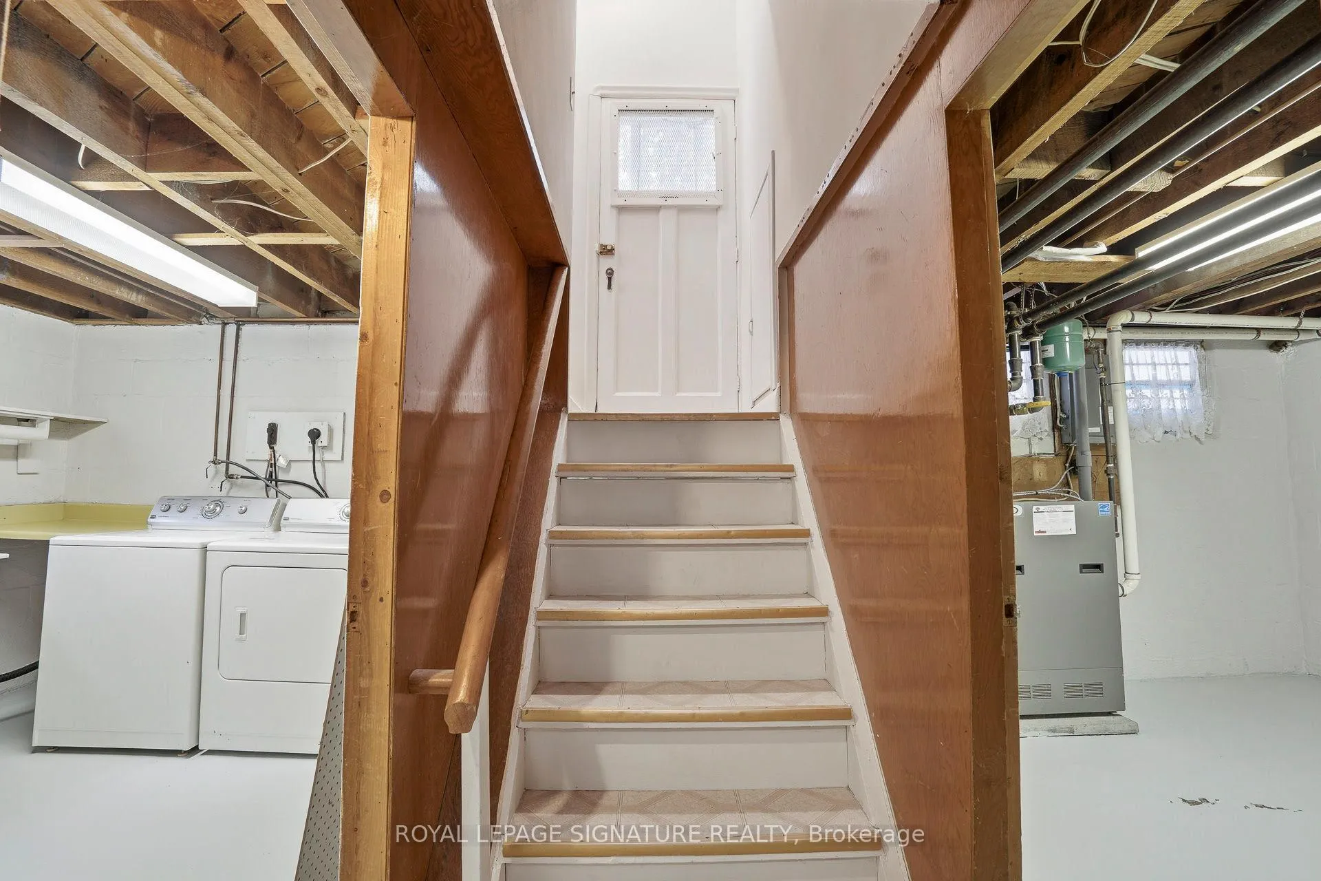 Photo 39 of 11 Innisdale Drive, Scarborough, Wexford-Maryvale — HOMEH
