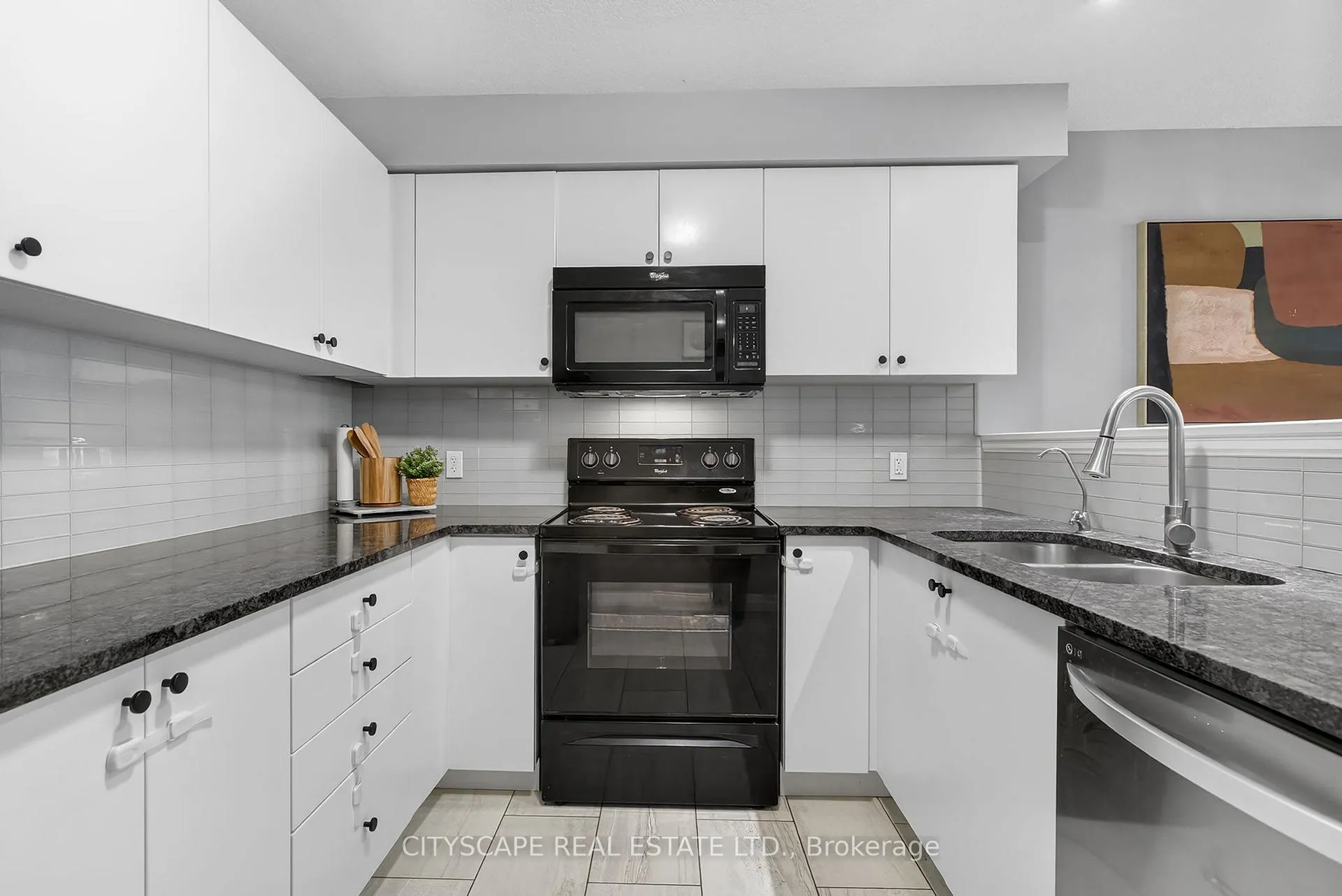 Photo 3 of 4 Nathan Court, Cambridge, Christopher-Champlain — HOMEH