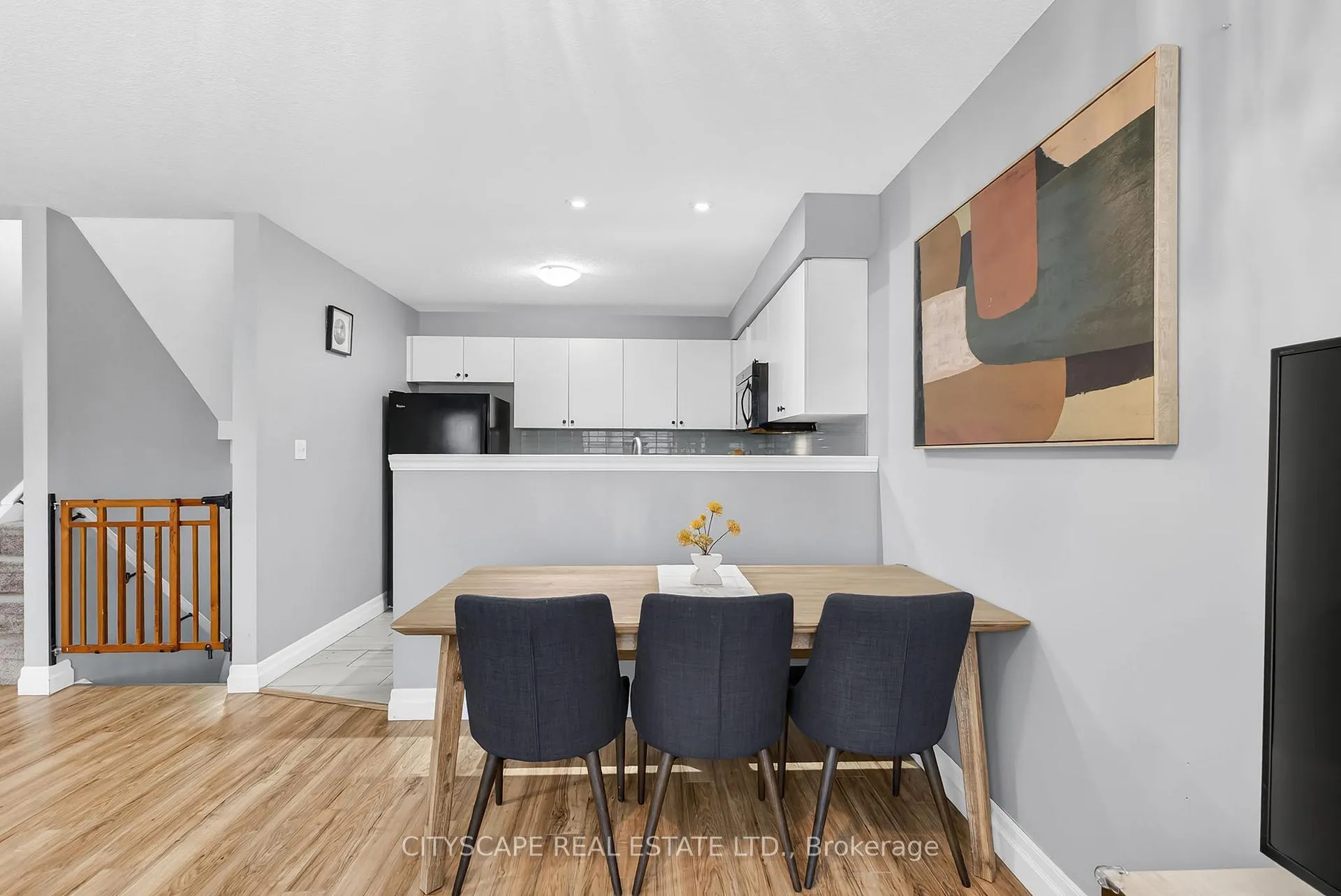 Photo 6 of 4 Nathan Court, Cambridge, Christopher-Champlain — HOMEH