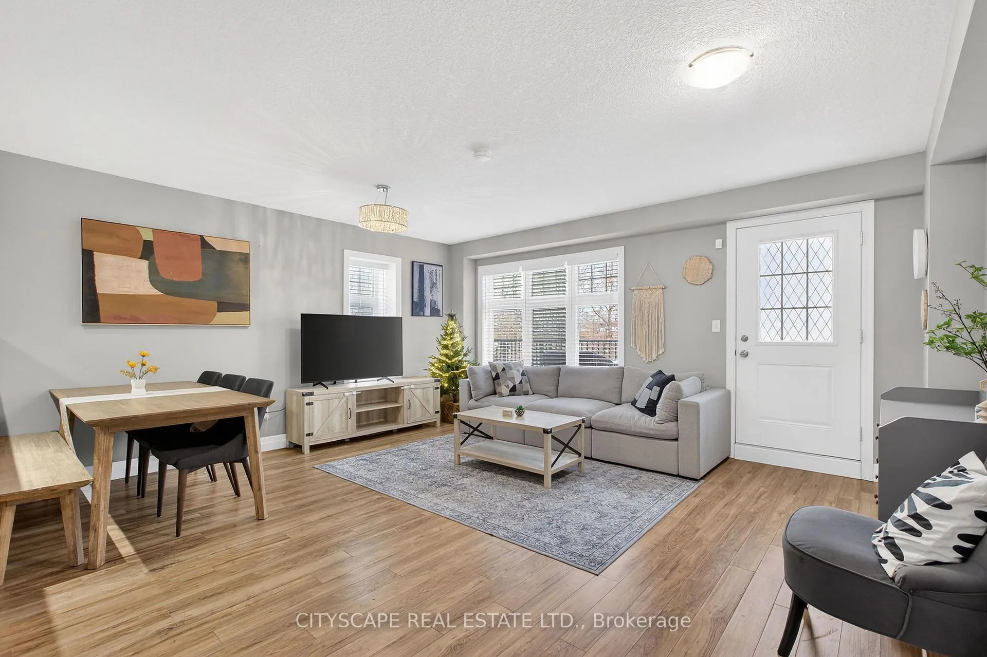 Photo 9 of 4 Nathan Court, Cambridge, Christopher-Champlain — HOMEH