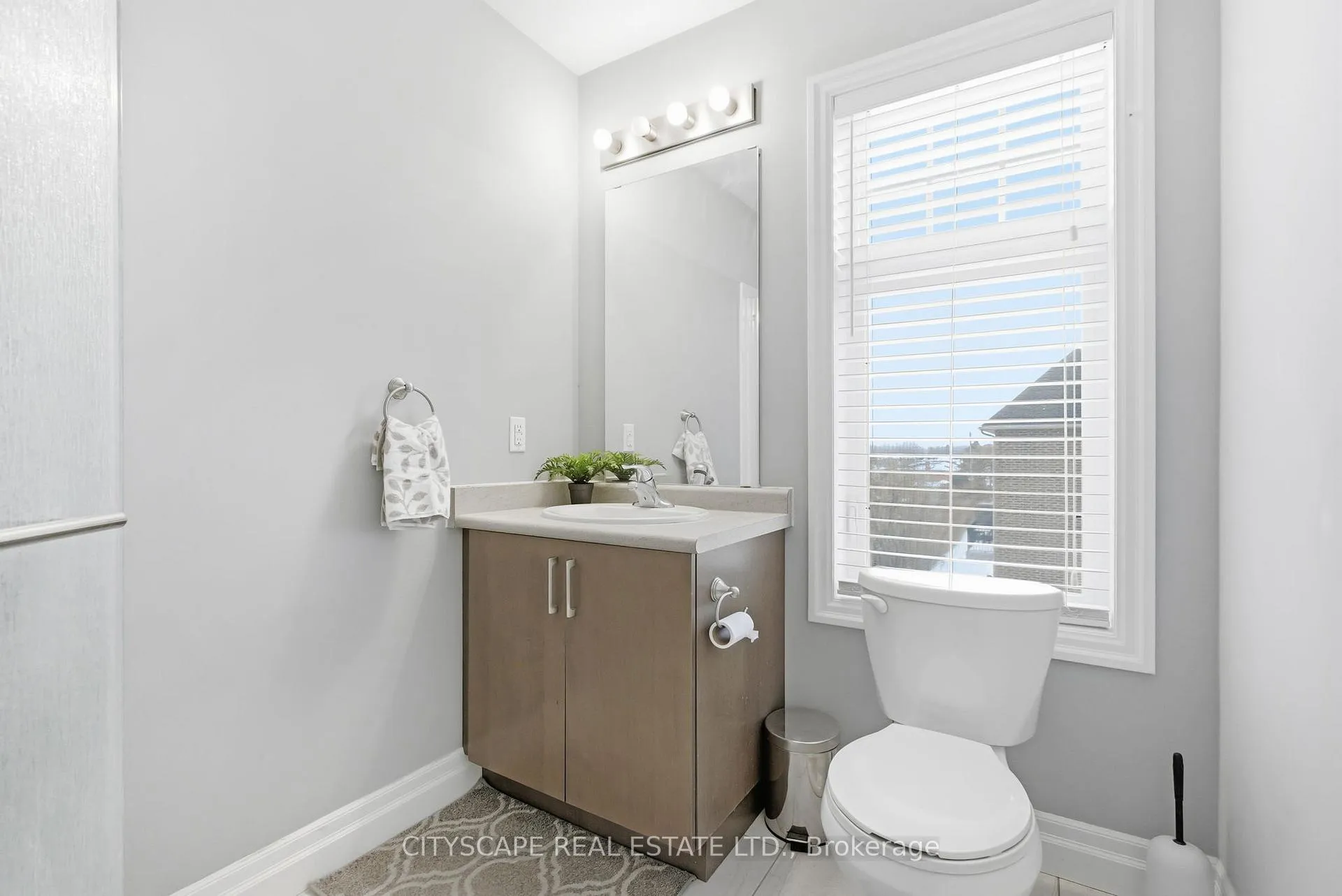 Photo 35 of 4 Nathan Court, Cambridge, Christopher-Champlain — HOMEH