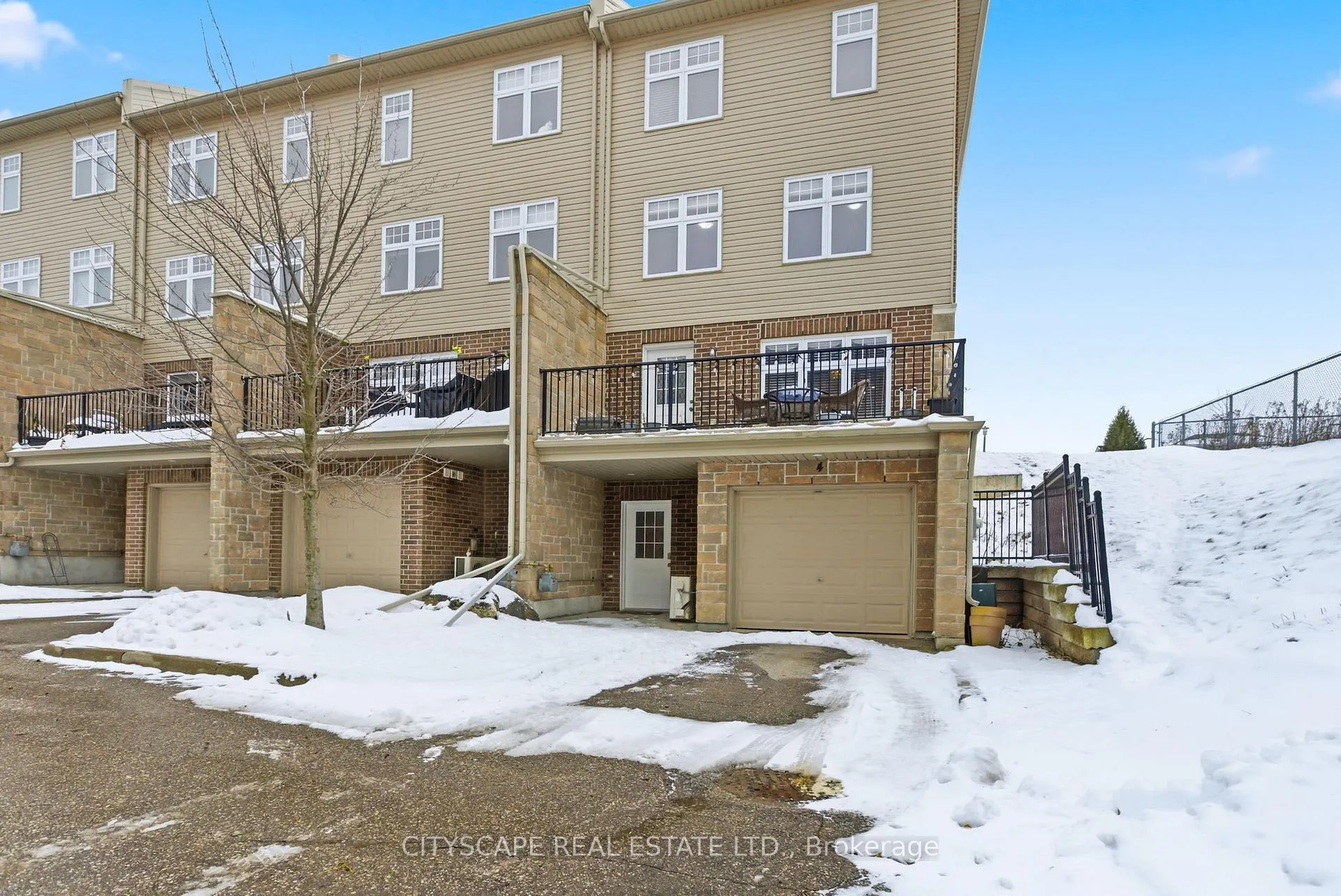 Photo 43 of 4 Nathan Court, Cambridge, Christopher-Champlain — HOMEH