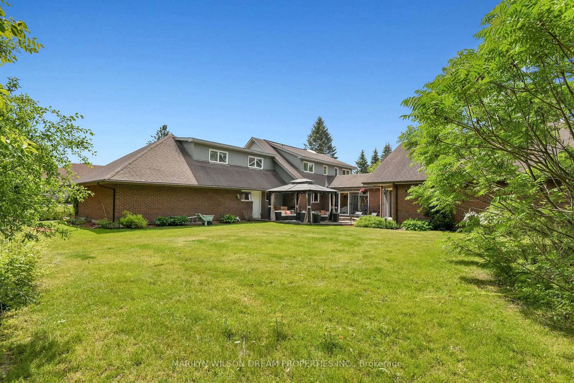 Photo 2 of 11 Cedarhill Drive, Ottawa, Cedar Hill/Orchard Estates — HOMEH