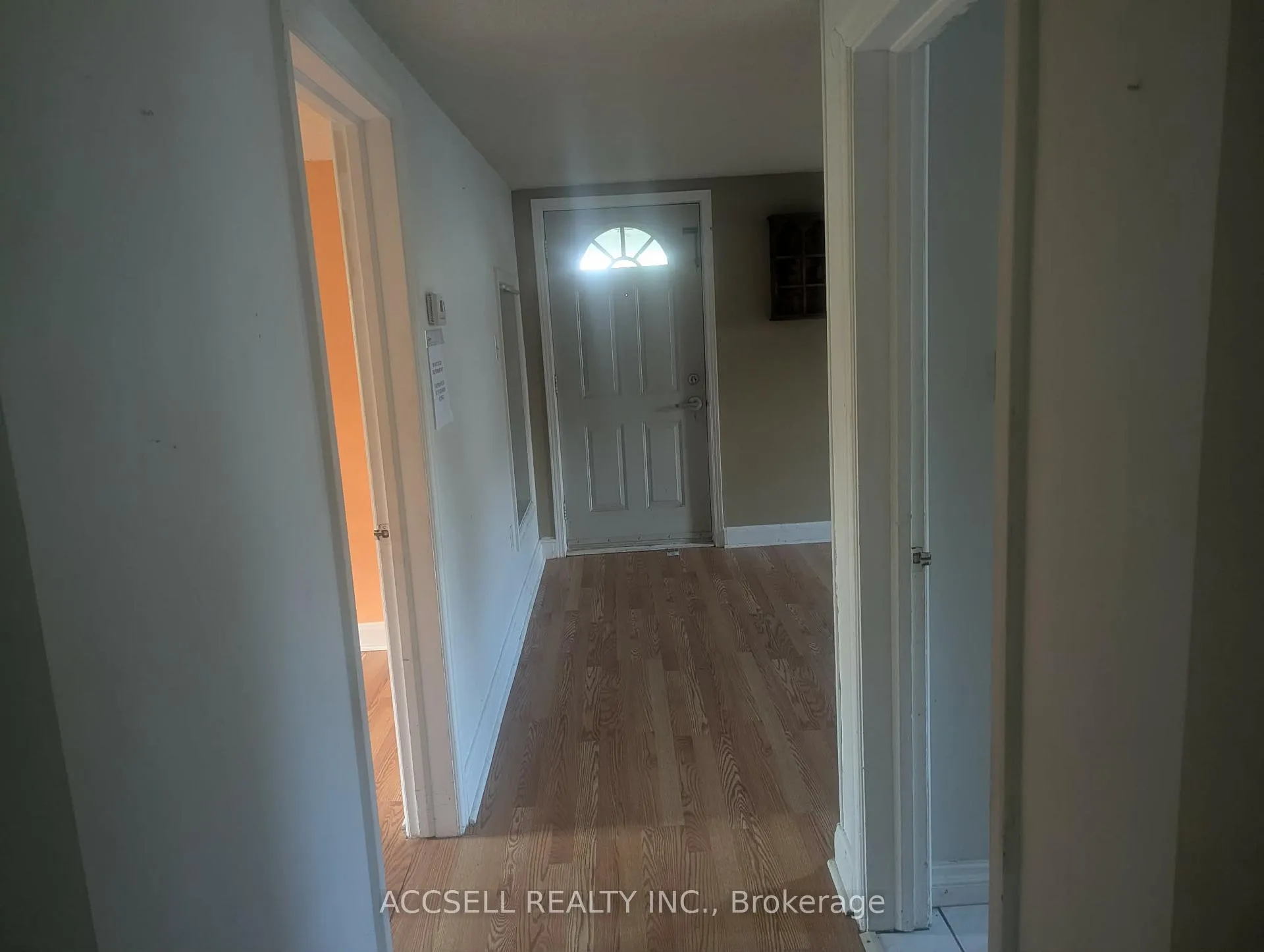 Photo 8 of 35 Lennox Street, Ottawa, Richmond — HOMEH