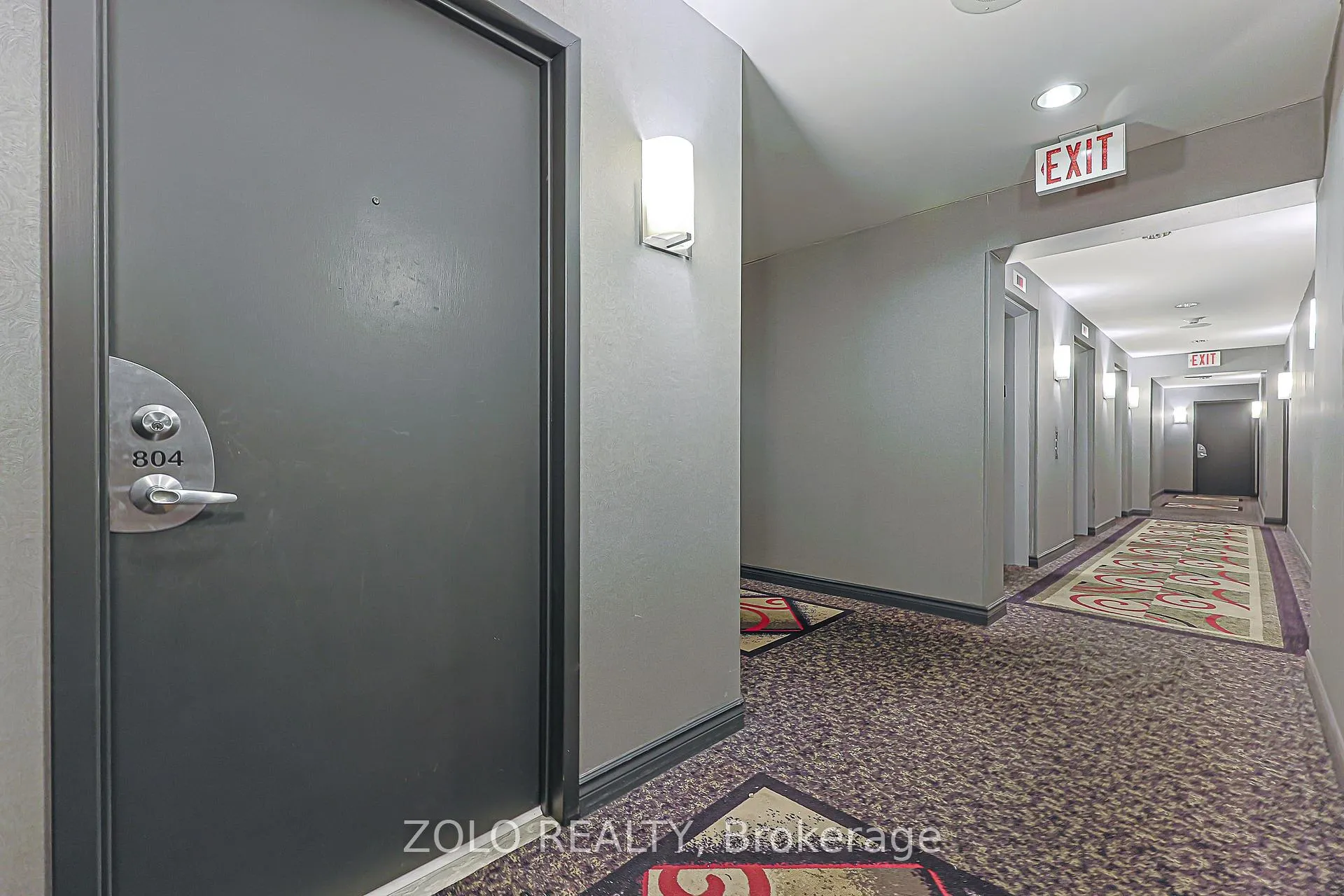 Photo 4 of Unit 804, 555 Yonge Street, Toronto, Church-Yonge Corridor — HOMEH