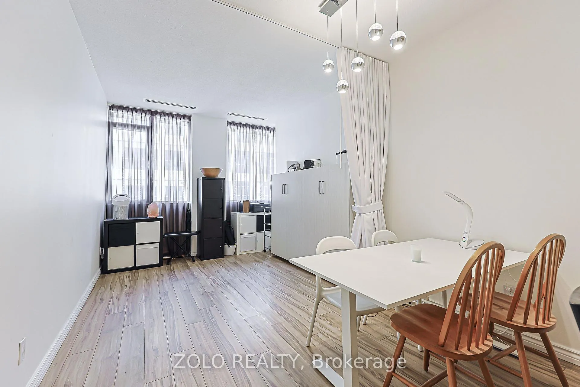 Photo 8 of Unit 804, 555 Yonge Street, Toronto, Church-Yonge Corridor — HOMEH