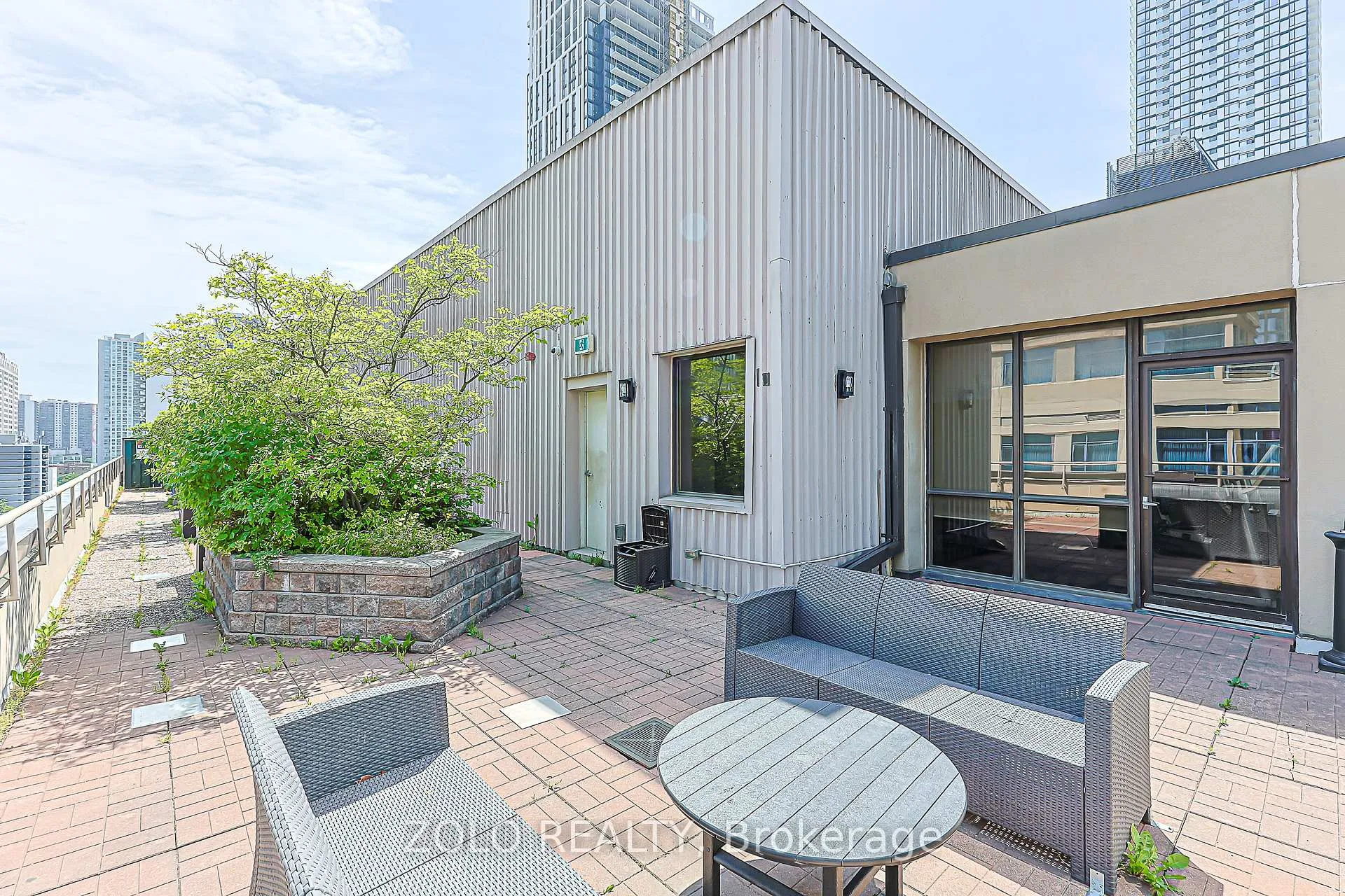 Photo 24 of Unit 804, 555 Yonge Street, Toronto, Church-Yonge Corridor — HOMEH