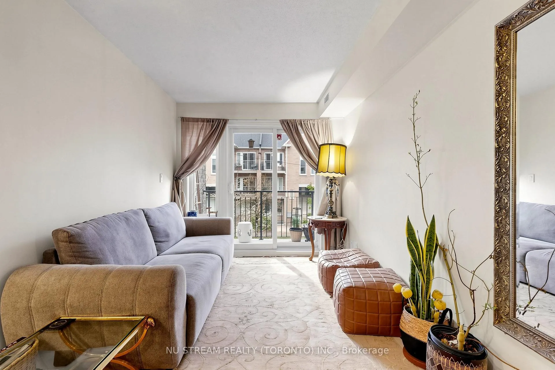 Photo 6 of Unit 201, 10 Brian Peck Crescent, Toronto, Leaside — HOMEH
