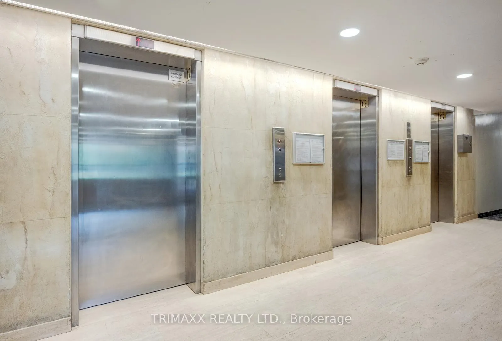 Photo 9 of Unit 404, 40 Panorama Court, Etobicoke, Mount Olive-Silverstone-Jamestown — HOMEH