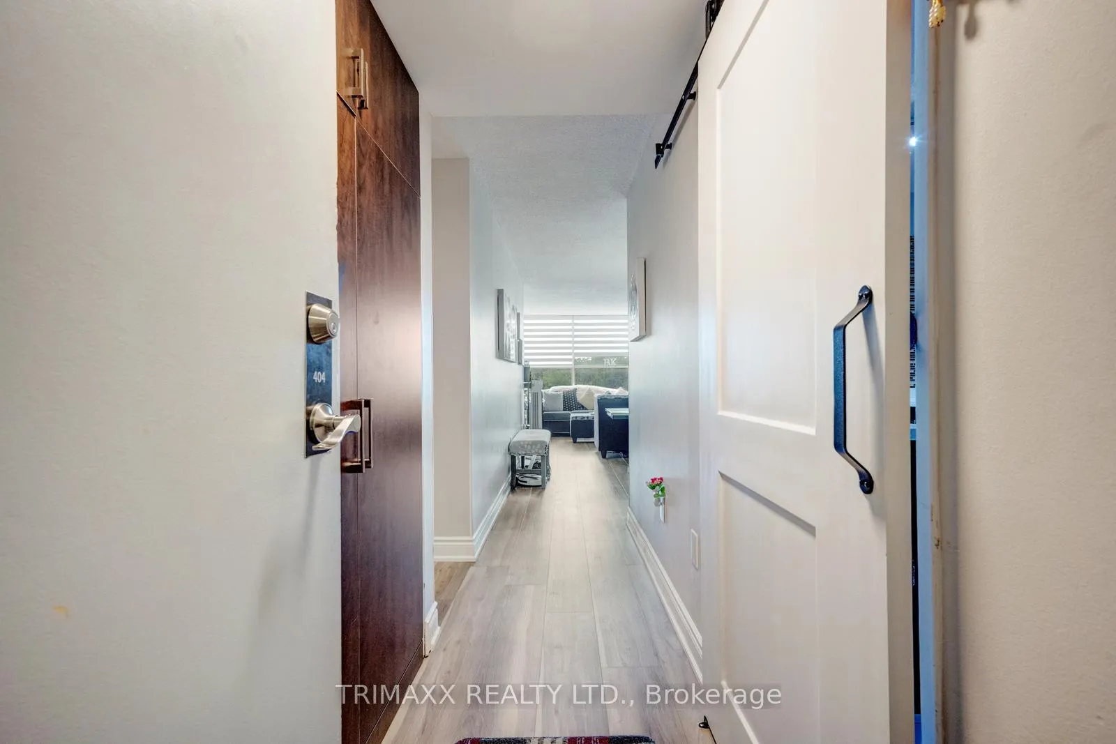 Photo 11 of Unit 404, 40 Panorama Court, Etobicoke, Mount Olive-Silverstone-Jamestown — HOMEH