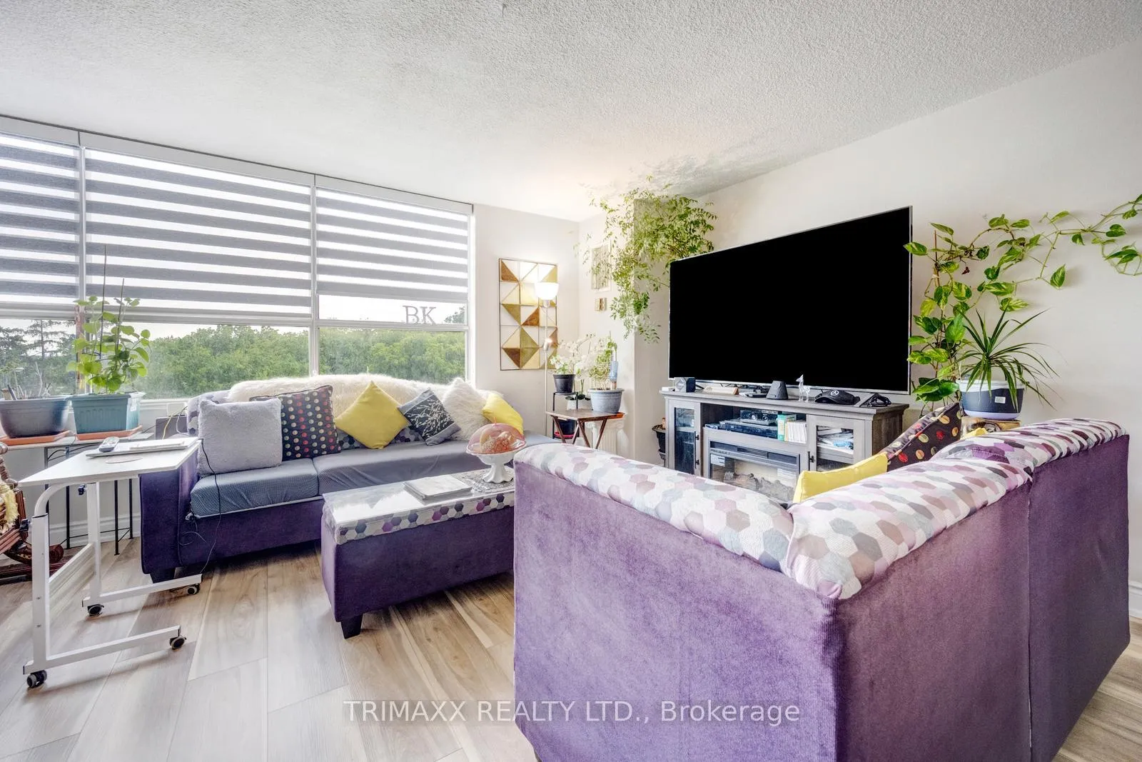 Photo 16 of Unit 404, 40 Panorama Court, Etobicoke, Mount Olive-Silverstone-Jamestown — HOMEH