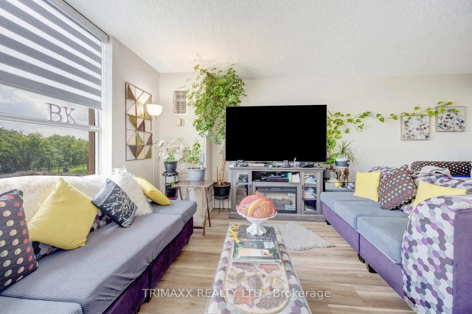 Photo 18 of Unit 404, 40 Panorama Court, Etobicoke, Mount Olive-Silverstone-Jamestown — HOMEH
