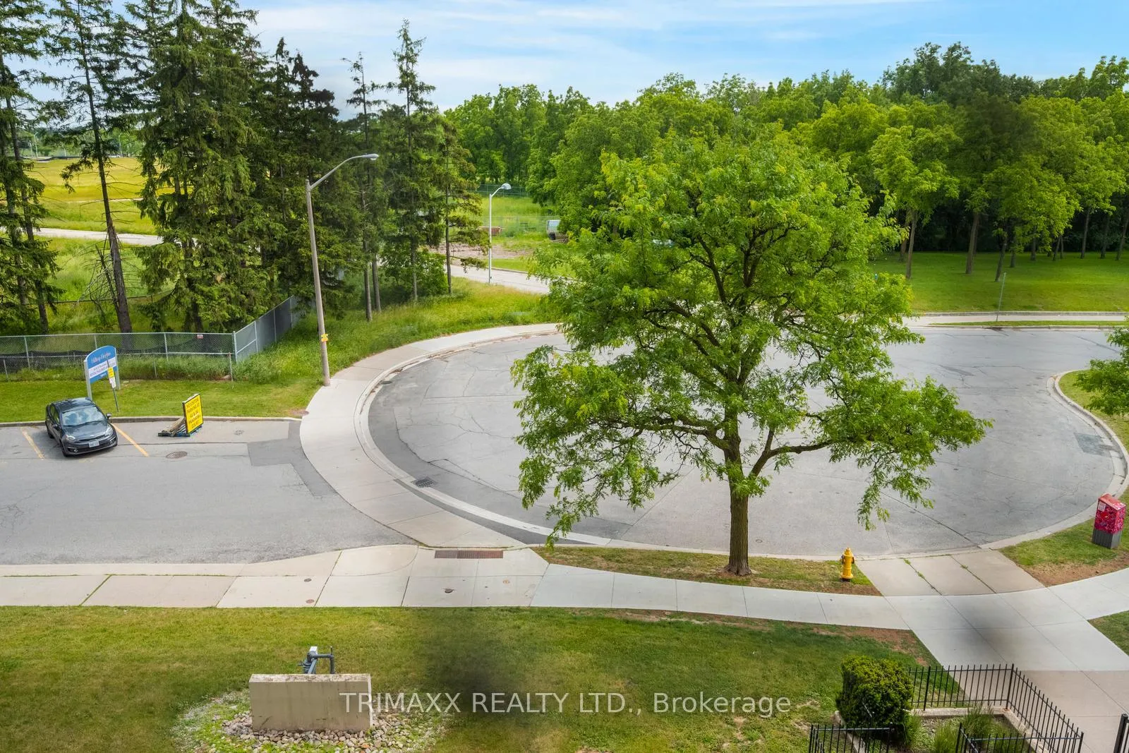 Photo 25 of Unit 404, 40 Panorama Court, Etobicoke, Mount Olive-Silverstone-Jamestown — HOMEH