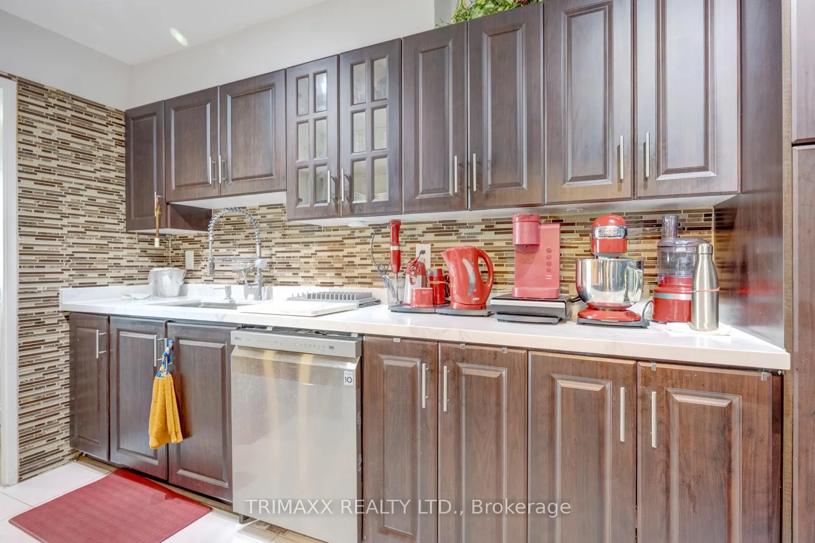 Photo 28 of Unit 404, 40 Panorama Court, Etobicoke, Mount Olive-Silverstone-Jamestown — HOMEH