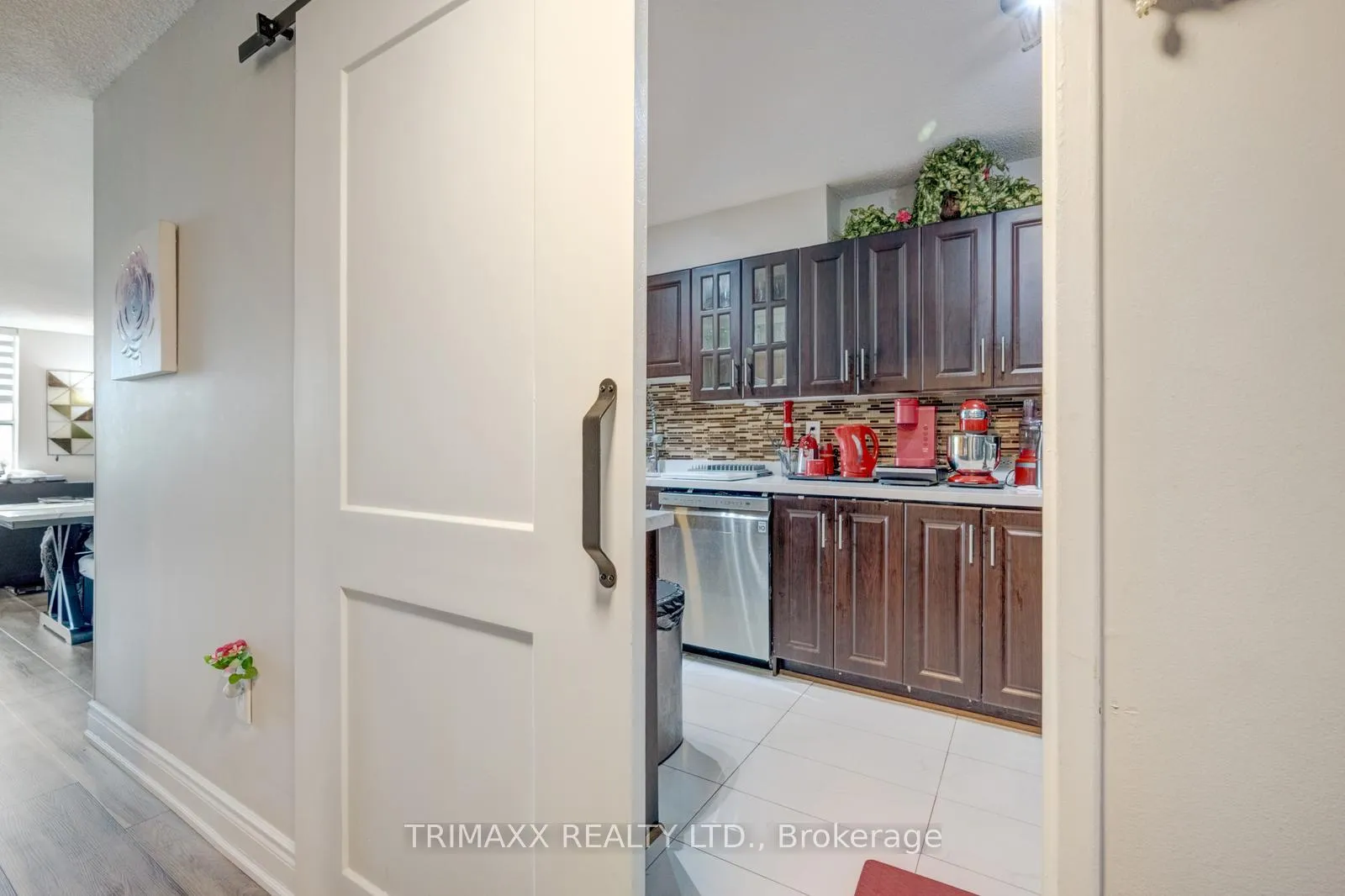 Photo 31 of Unit 404, 40 Panorama Court, Etobicoke, Mount Olive-Silverstone-Jamestown — HOMEH