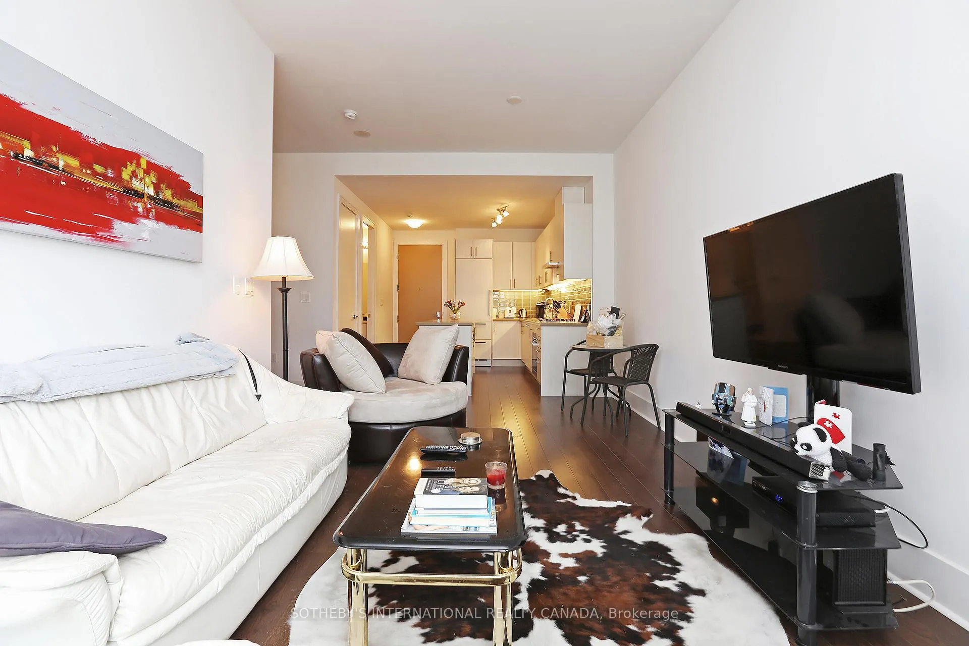 Photo 7 of Unit 811, 29 Queens Quay E, Toronto, Waterfront Communities — HOMEH