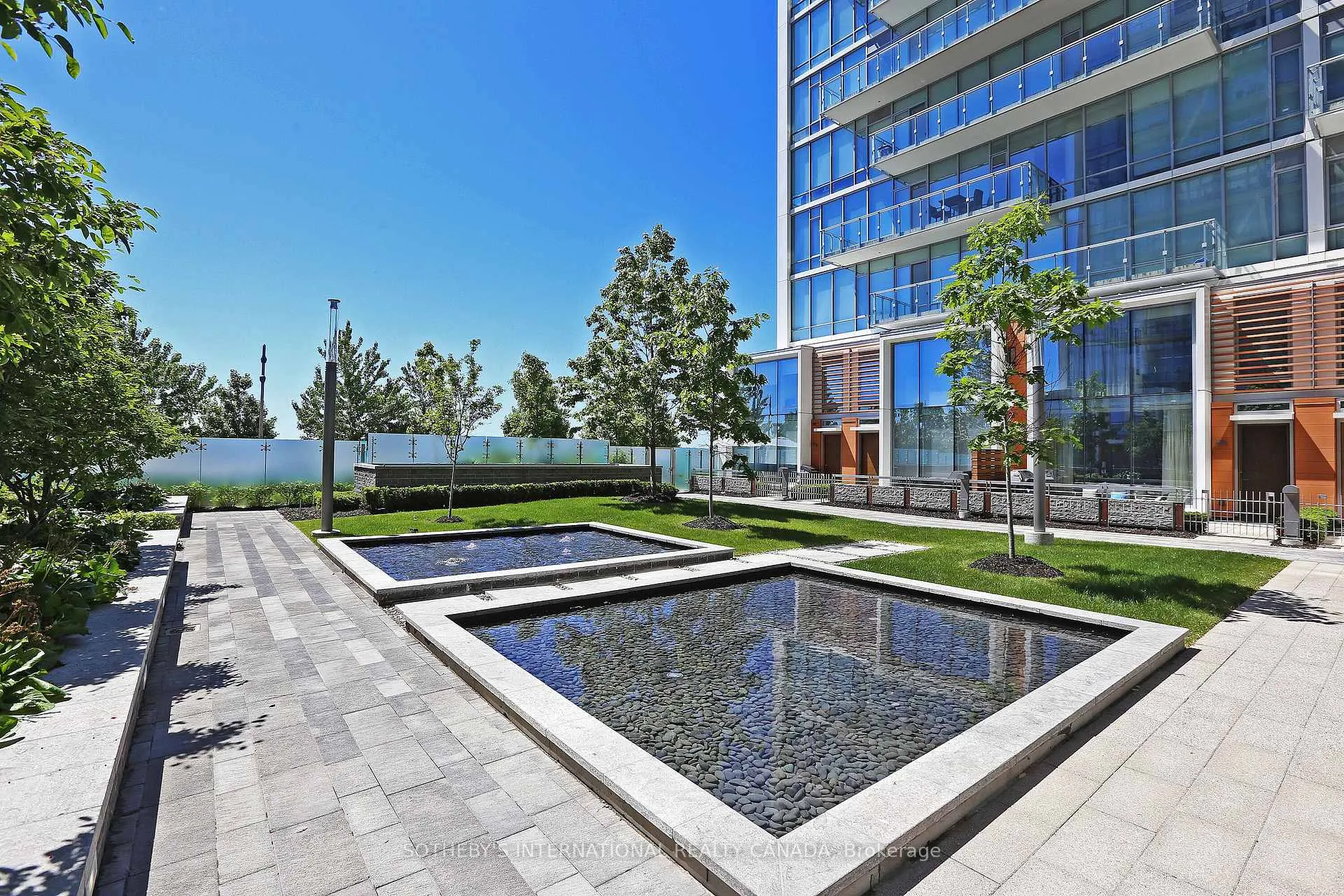 Photo 23 of Unit 811, 29 Queens Quay E, Toronto, Waterfront Communities — HOMEH