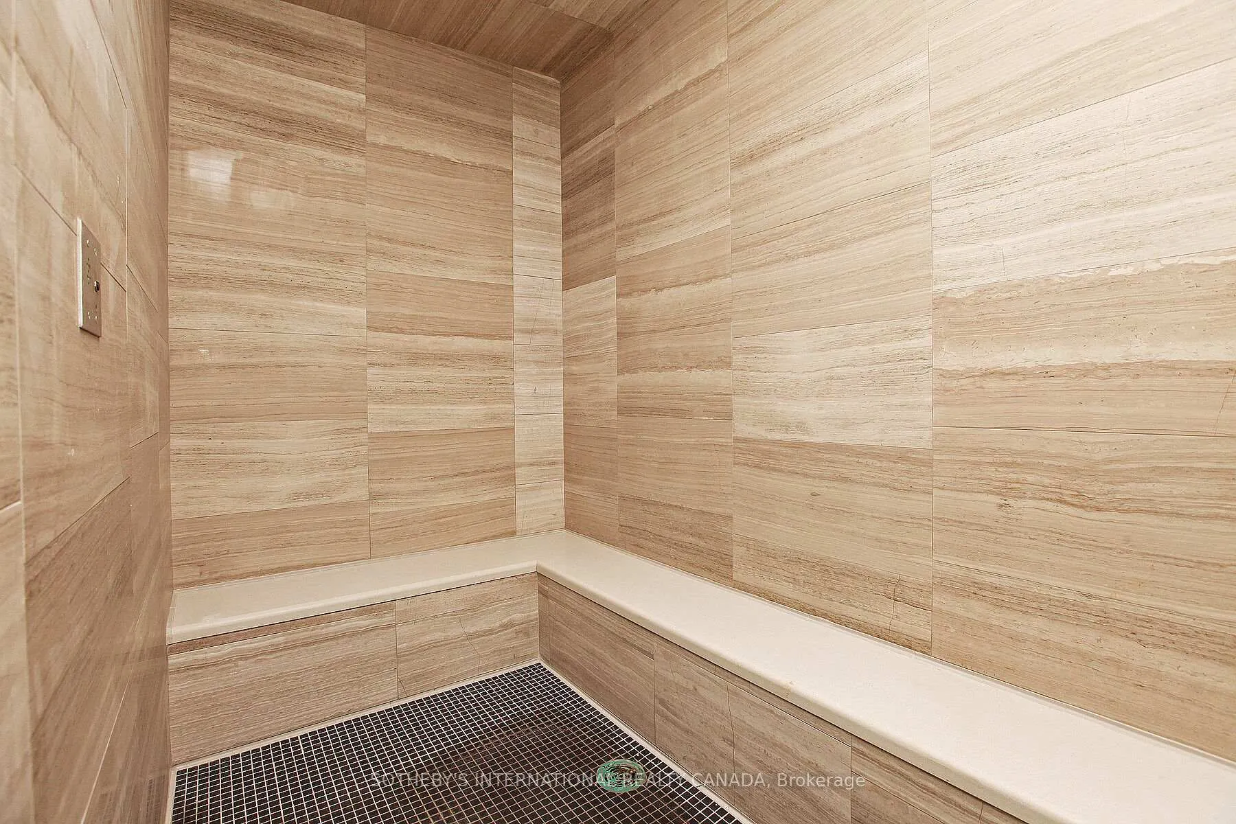 Photo 29 of Unit 811, 29 Queens Quay E, Toronto, Waterfront Communities — HOMEH