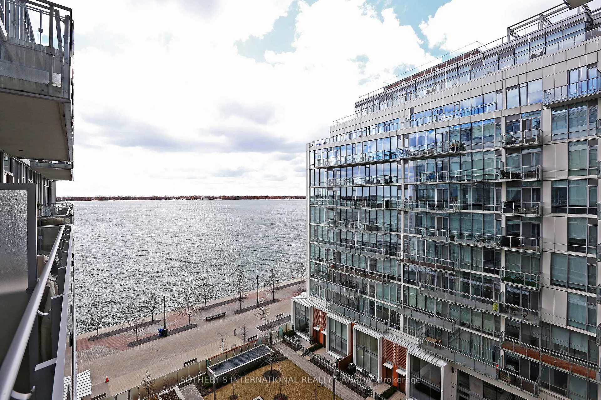 Photo 35 of Unit 811, 29 Queens Quay E, Toronto, Waterfront Communities — HOMEH