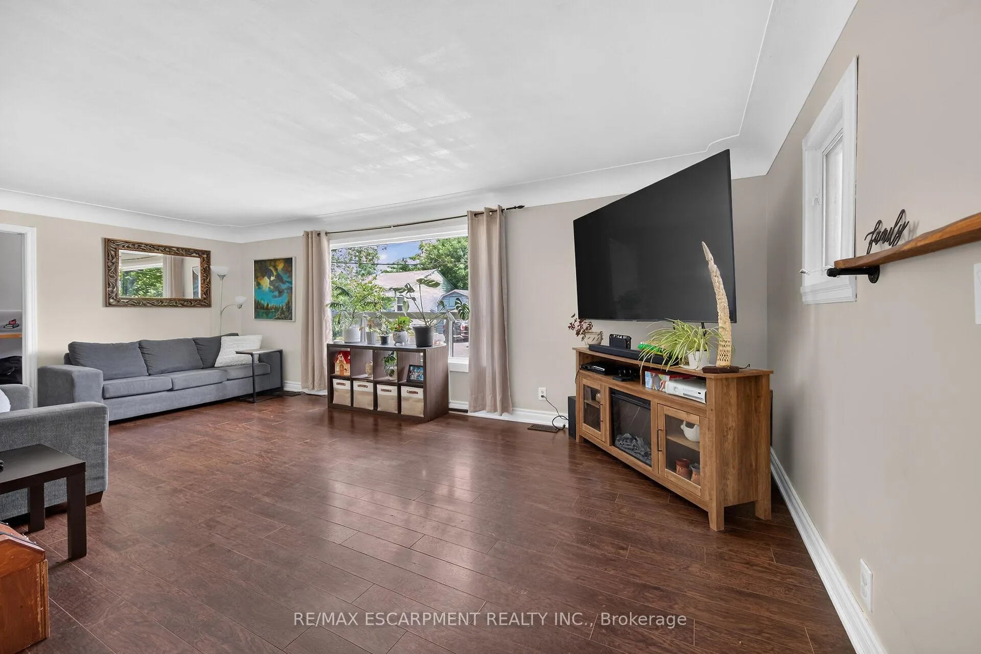 Photo 6 of 331 Guelph Street, Hamilton, Normanhurst — HOMEH