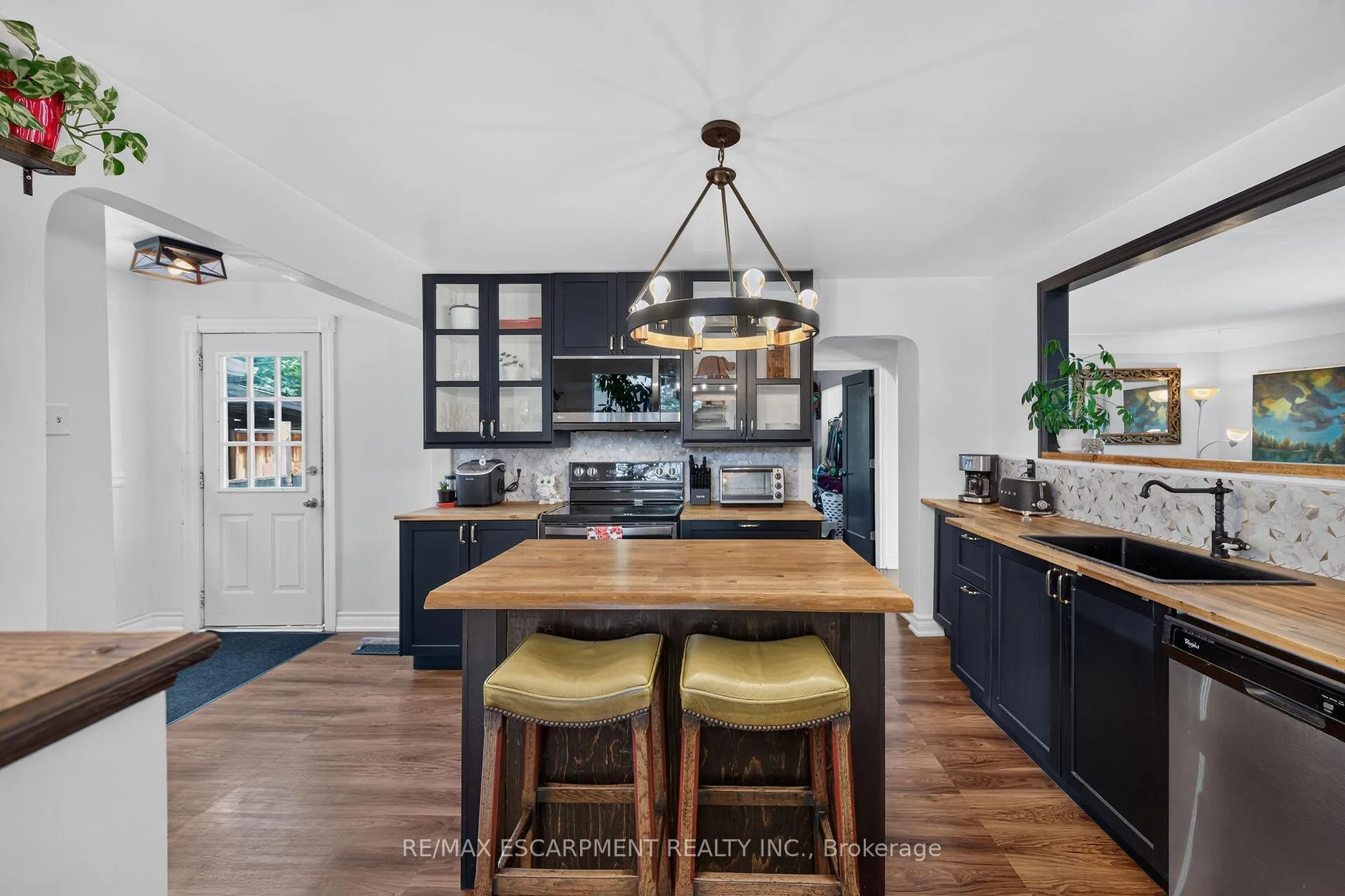 Photo 12 of 331 Guelph Street, Hamilton, Normanhurst — HOMEH