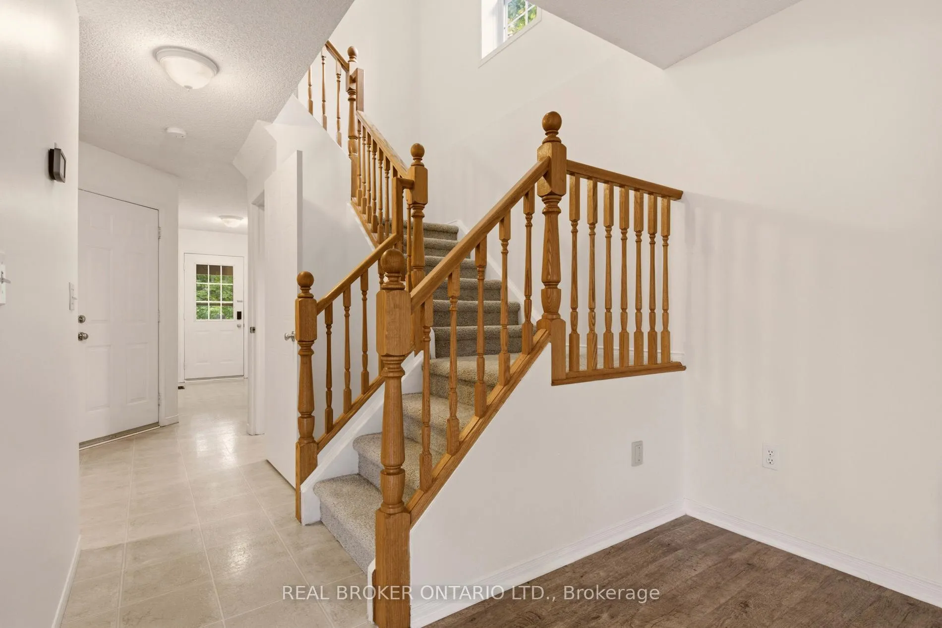 Photo 14 of 2 Ireland Place, Guelph, Grange Road — HOMEH