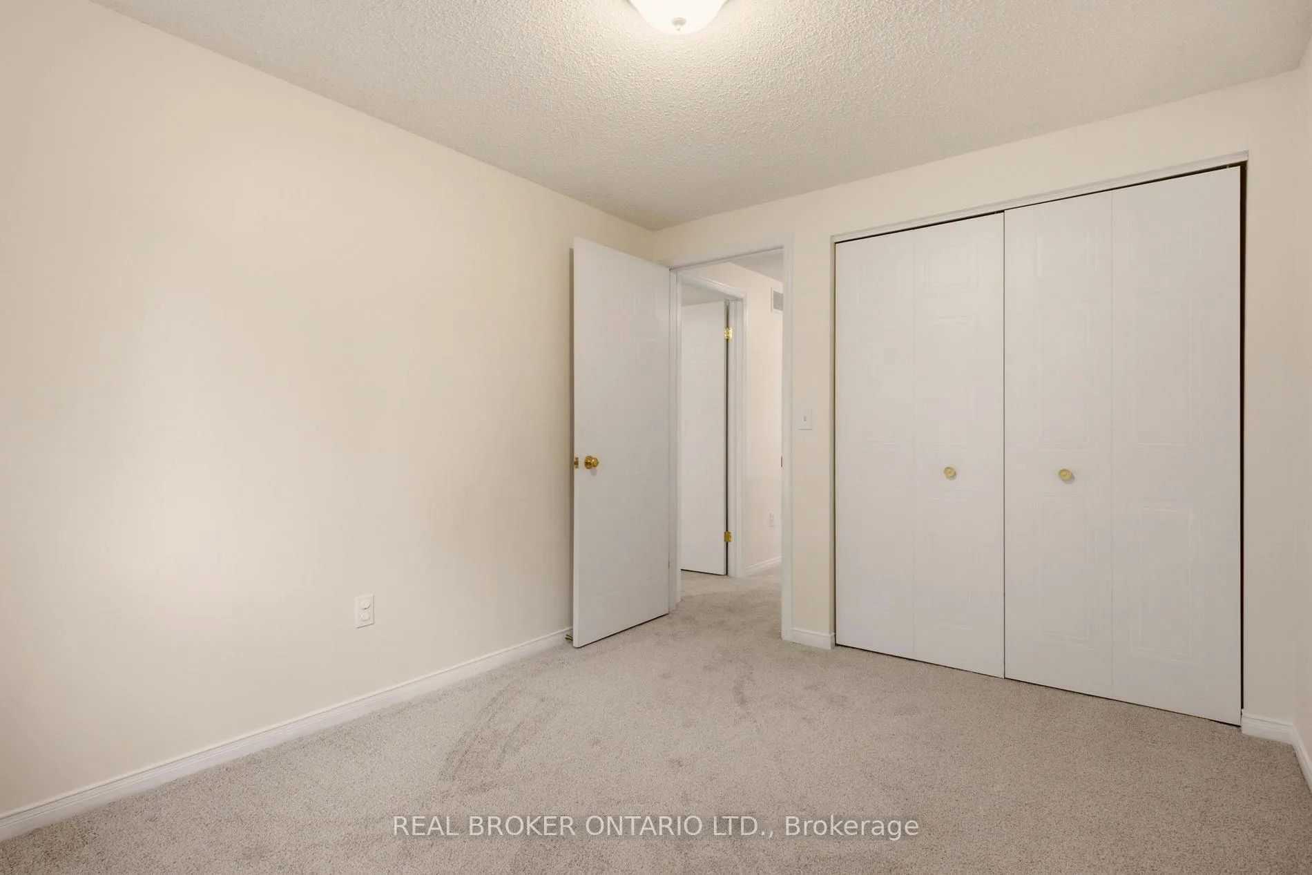Photo 23 of 2 Ireland Place, Guelph, Grange Road — HOMEH